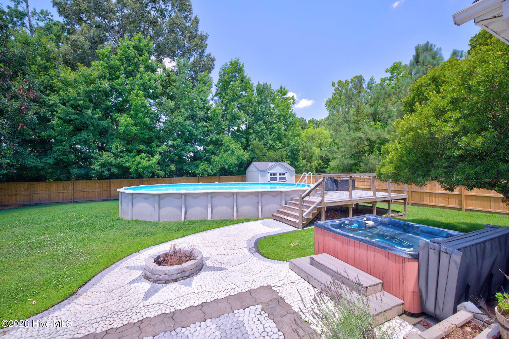283 Green View Road Property Photo 51