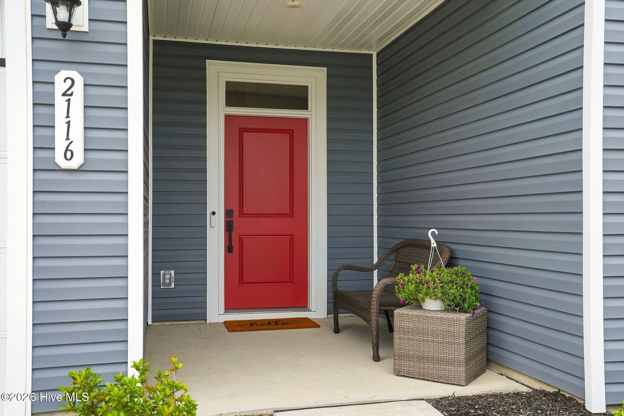 2116 Sounders Lane Ne Property Photo 4