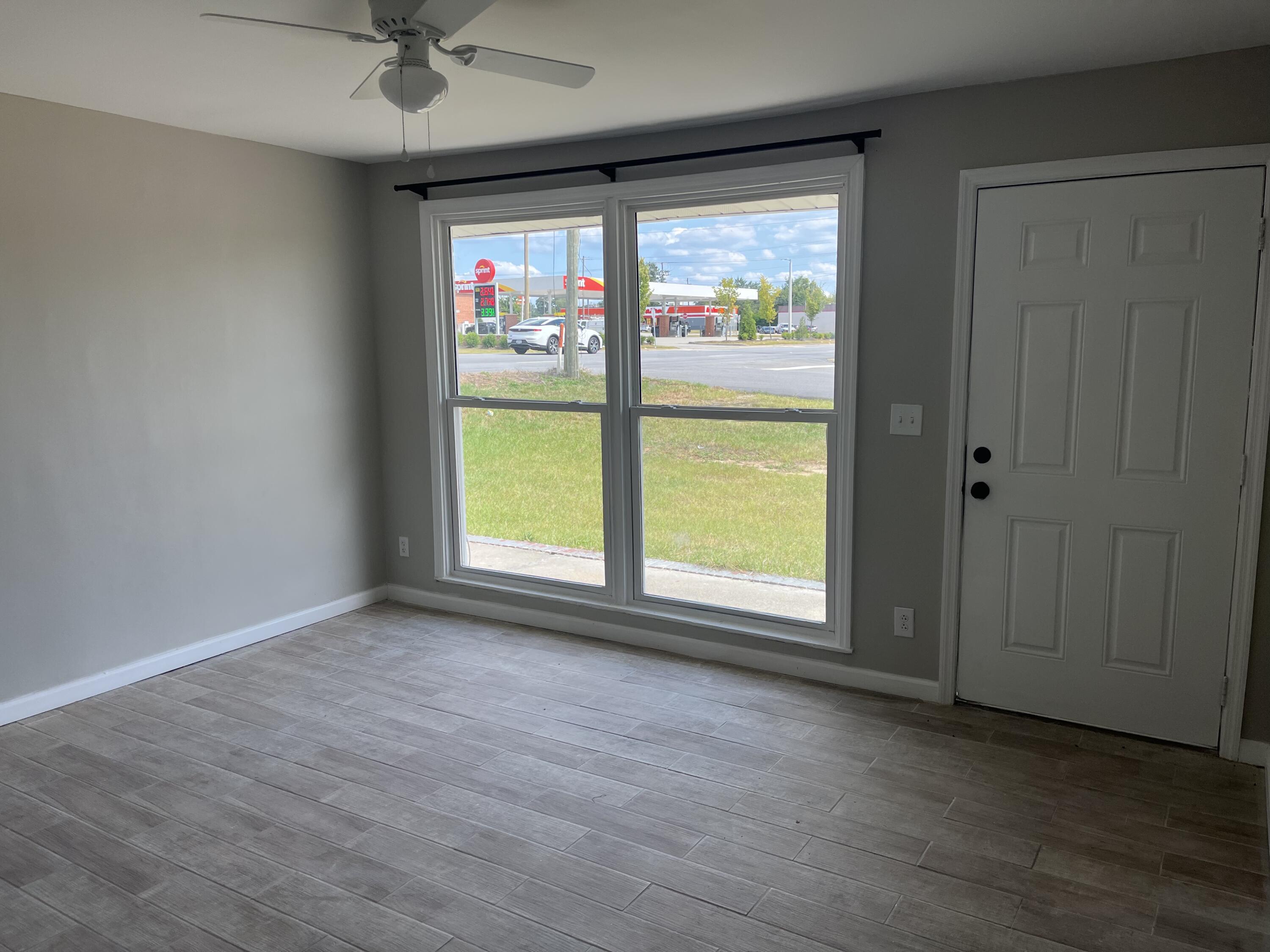484 Metz Drive Property Photo 2