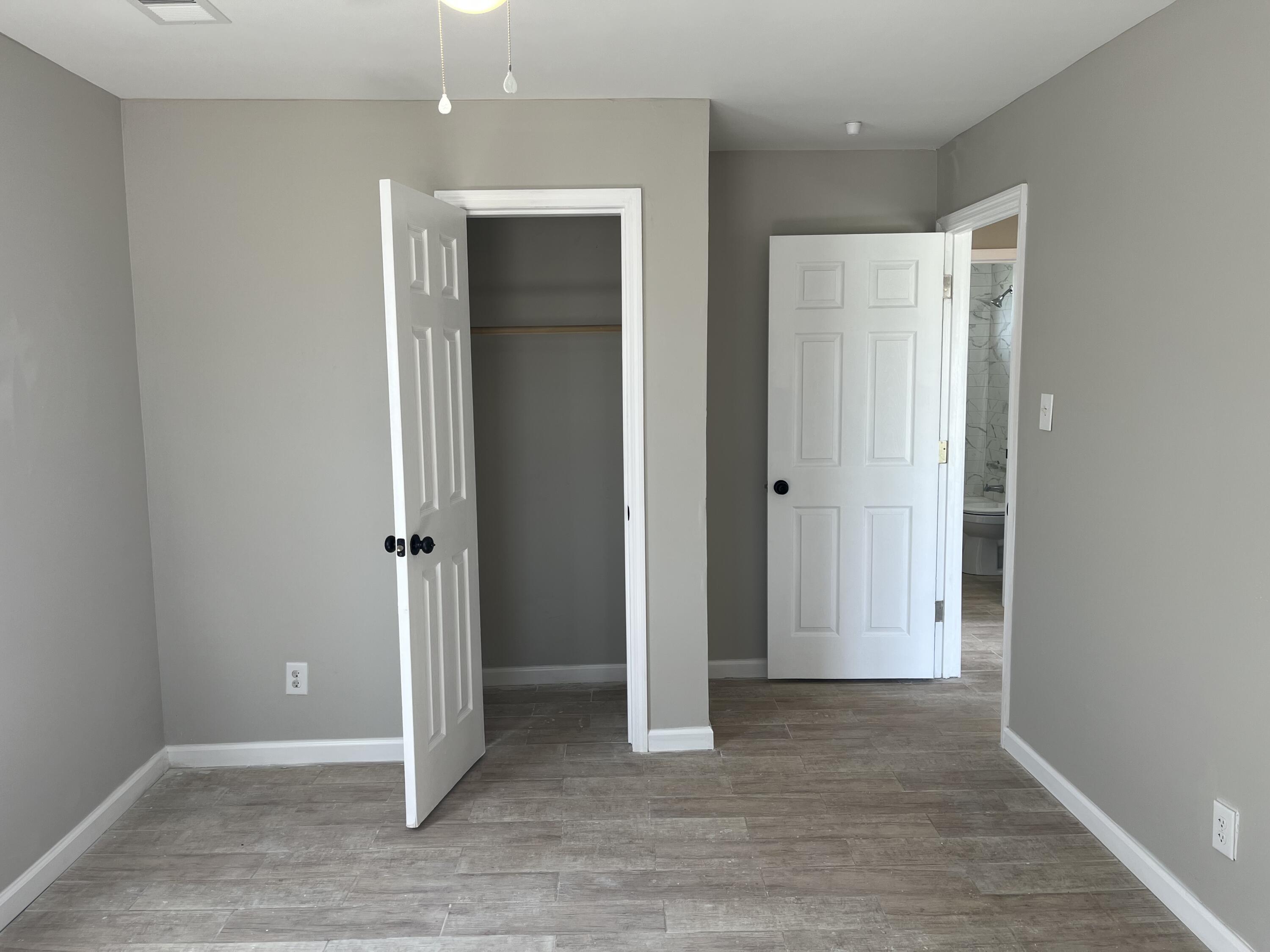 484 Metz Drive Property Photo 12