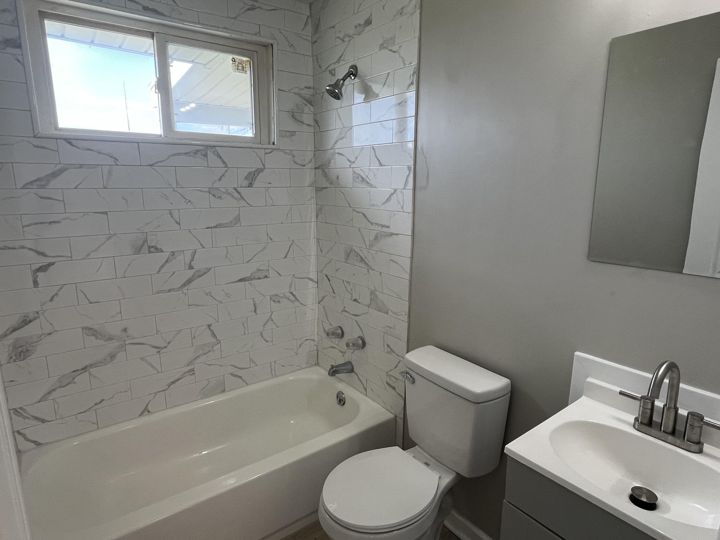 484 Metz Drive Property Photo 15