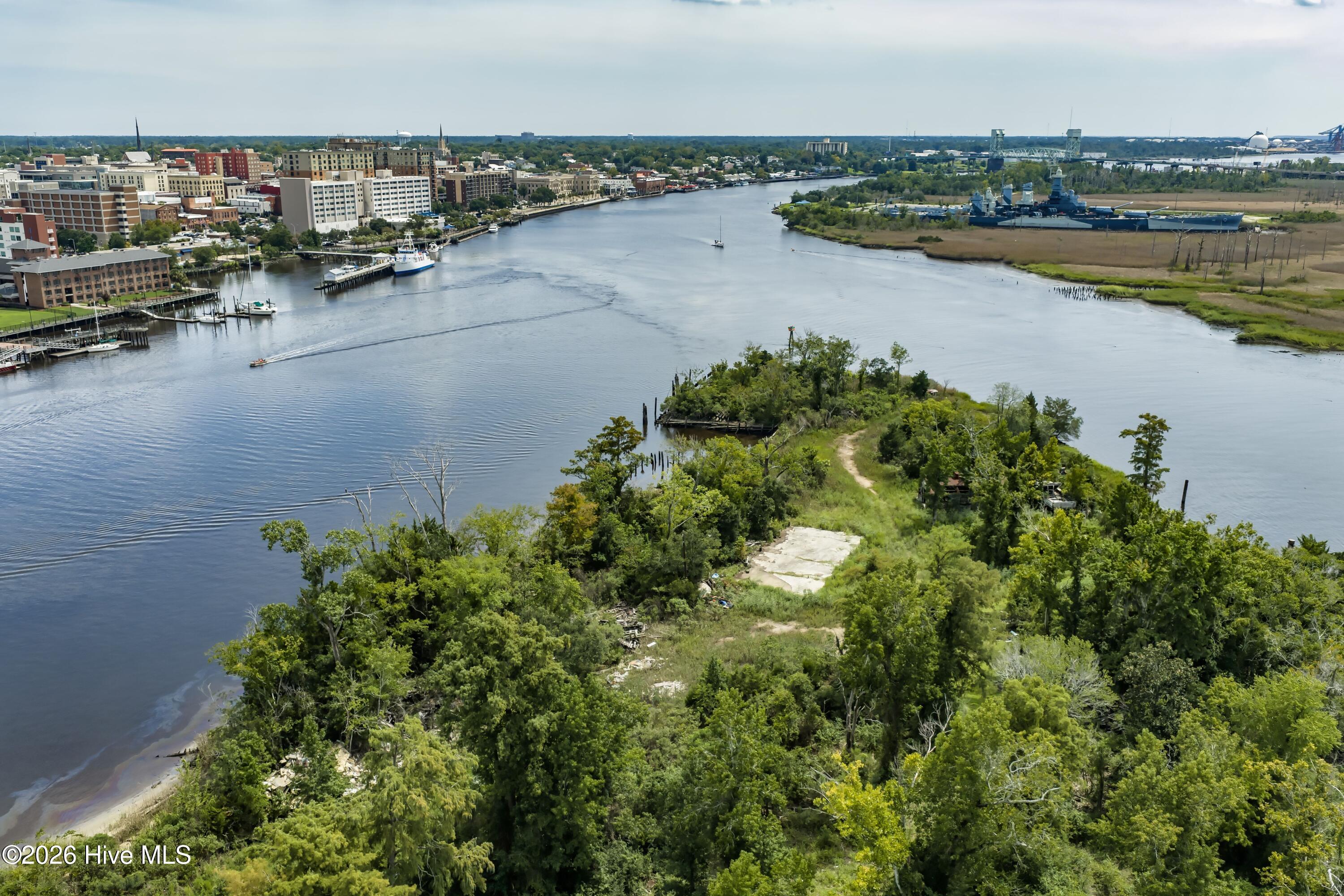 1100 Point Harbor Road Property Photo 3