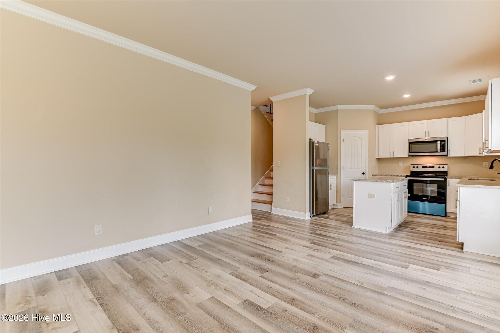 2413 Faith Trail Property Photo 13