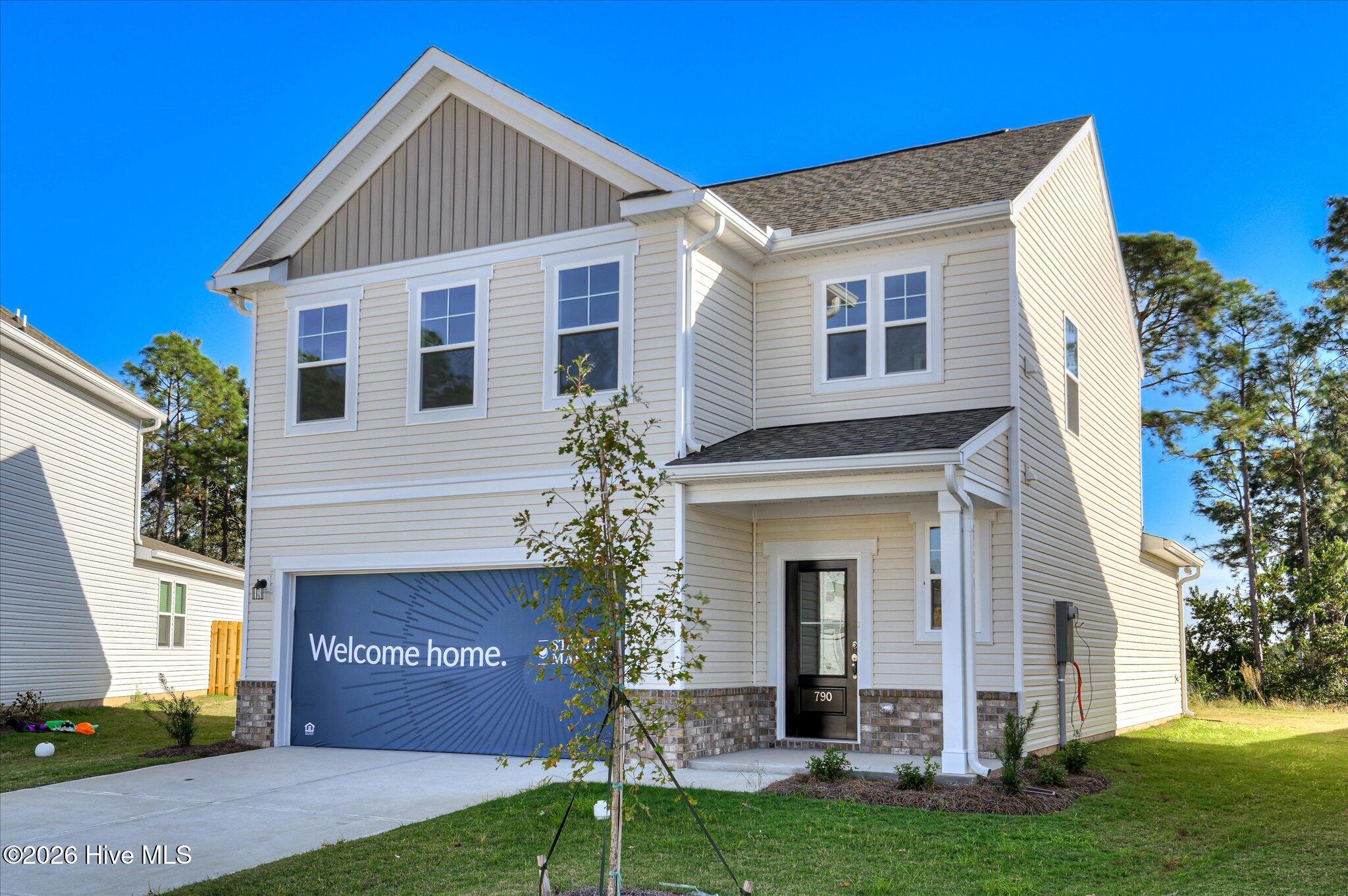 727 Tess Street Property Photo 2