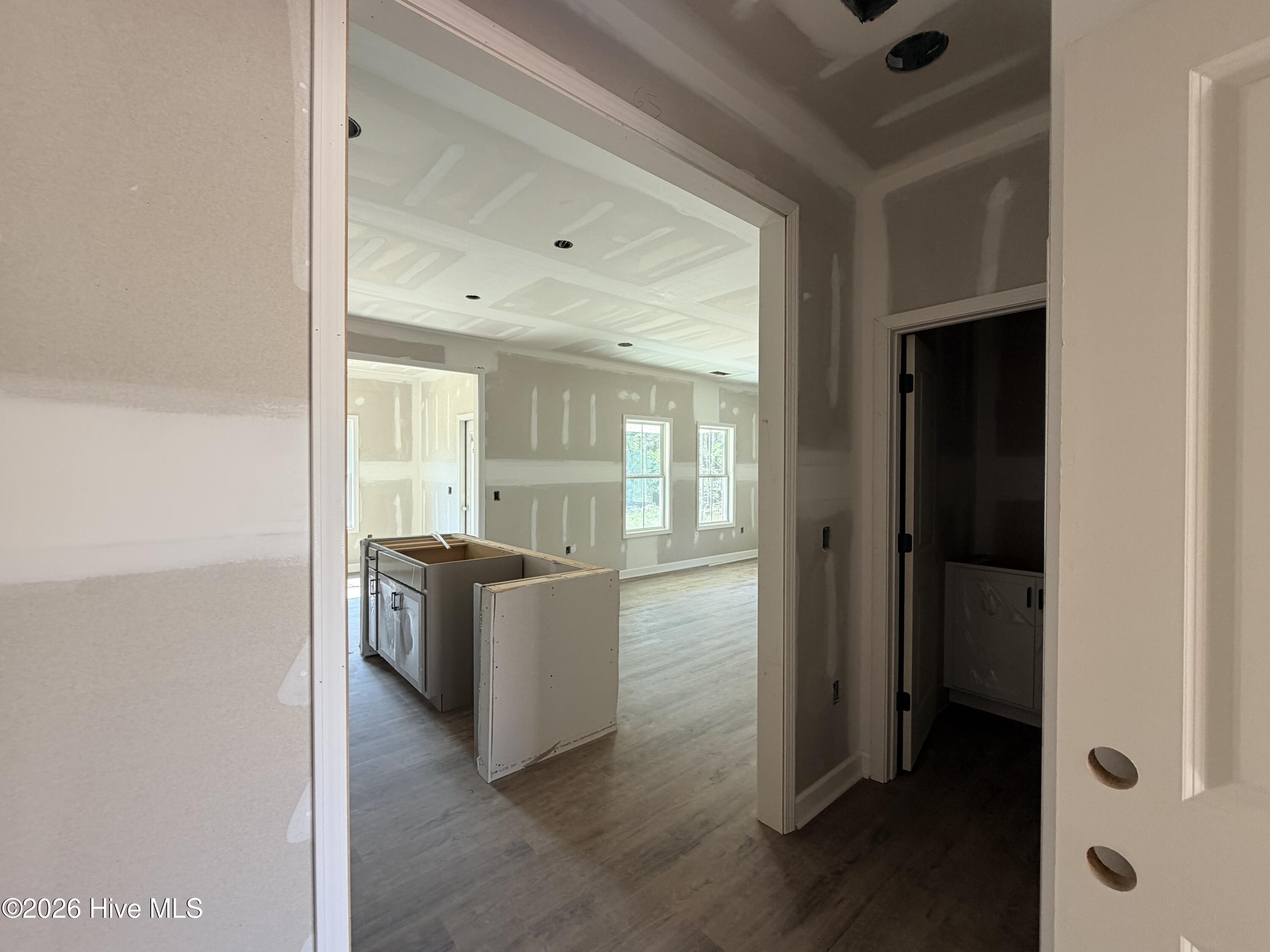 621 Property Photo 30