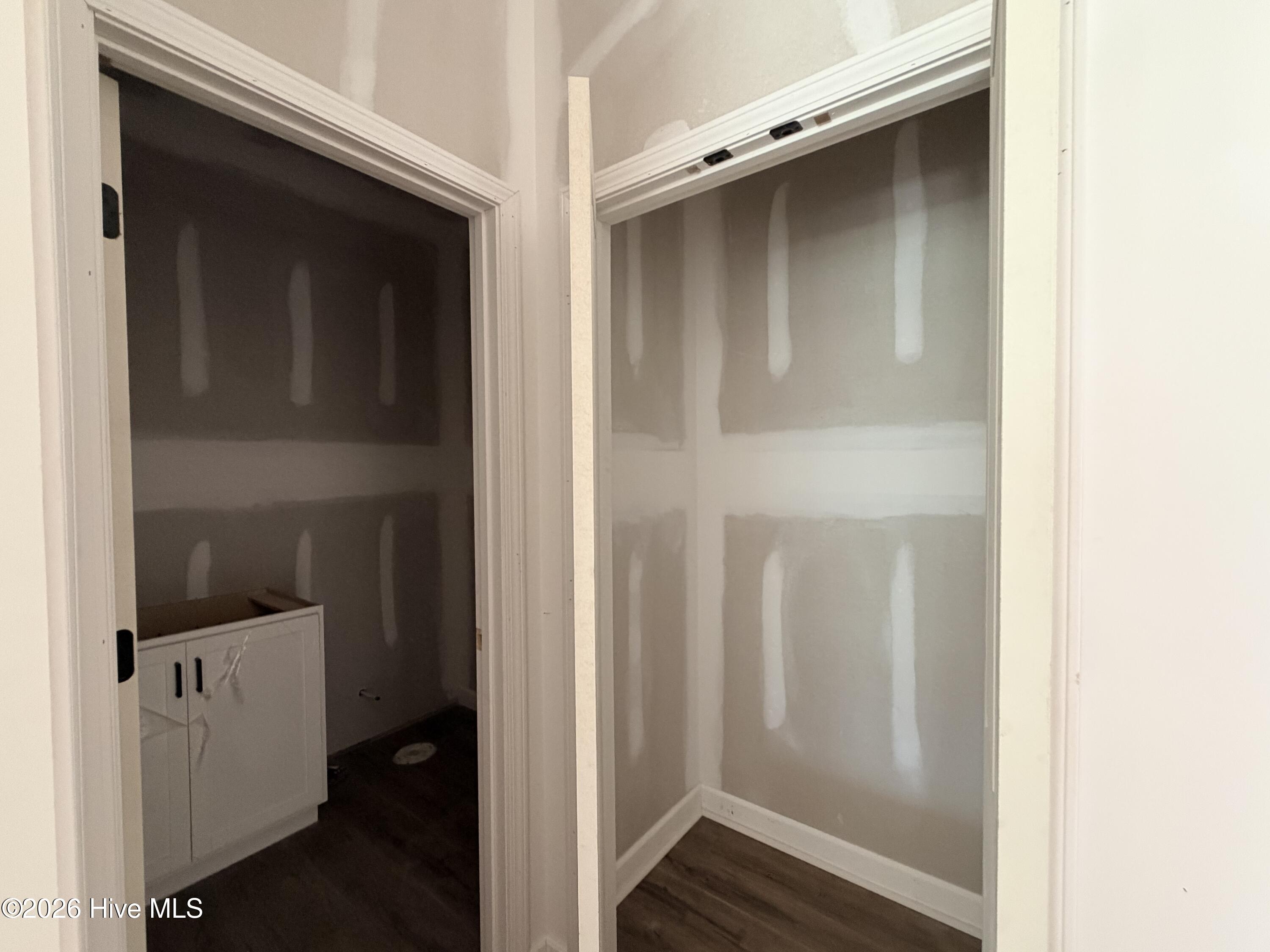621 Property Photo 35