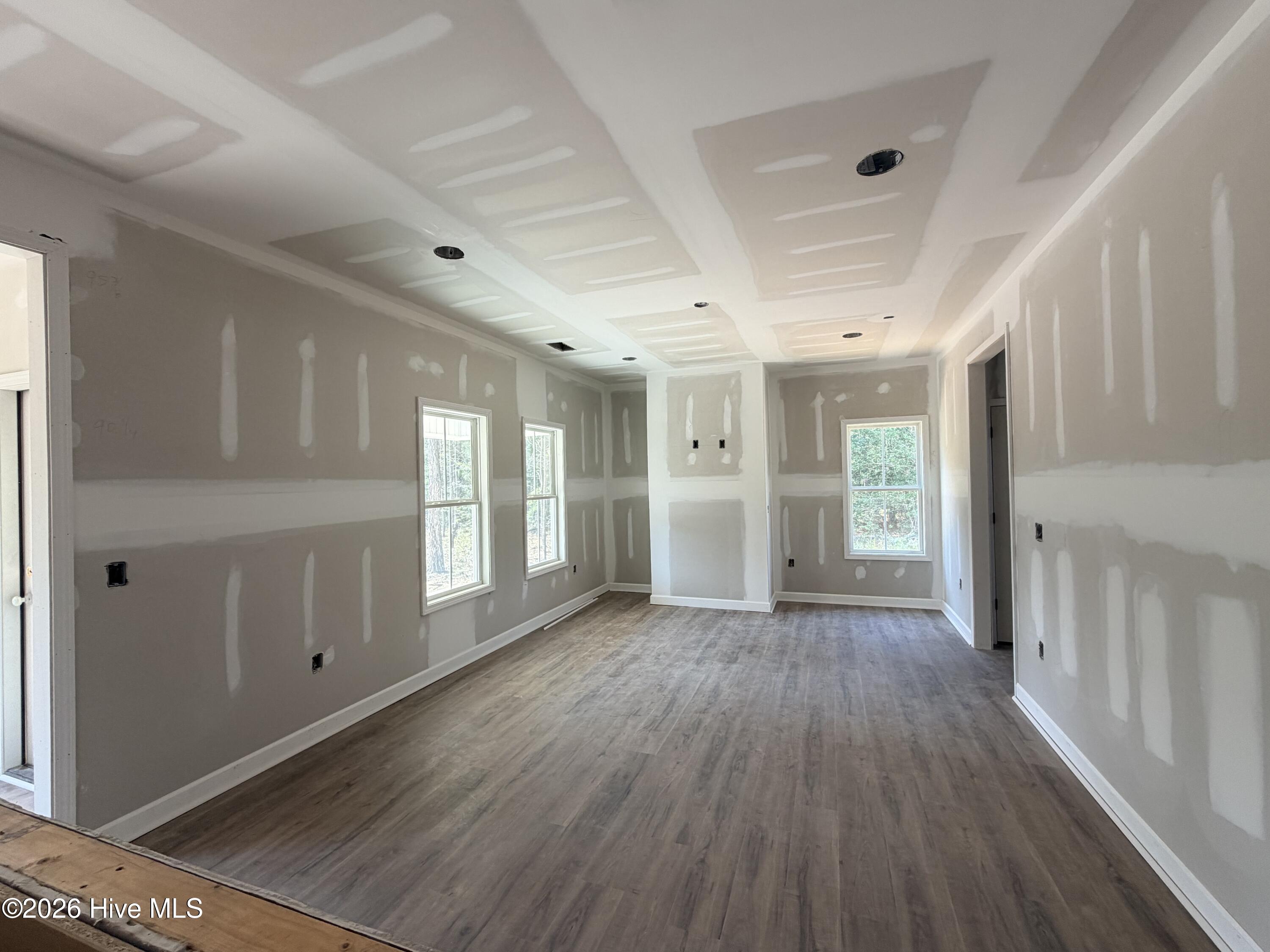 621 Property Photo 36