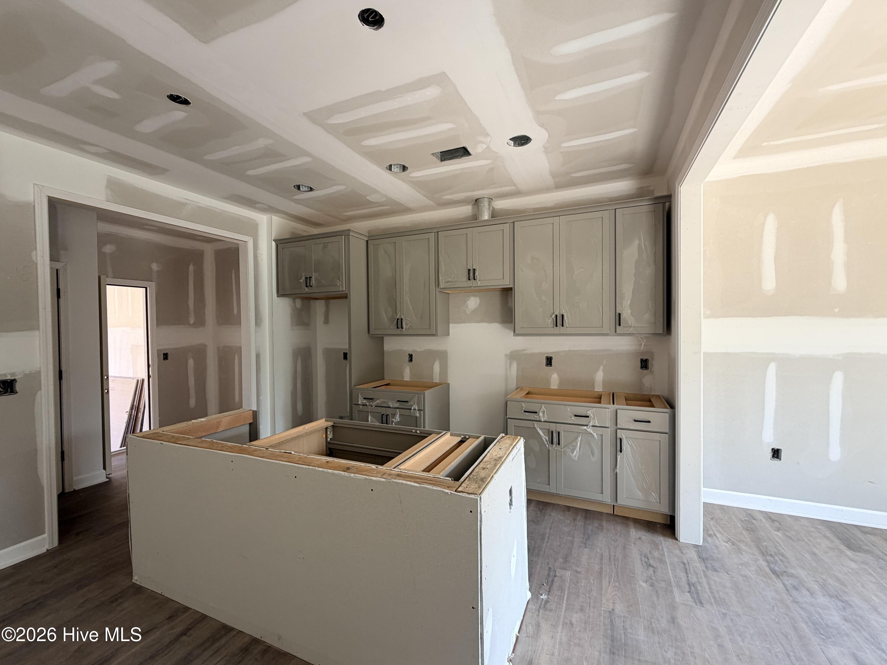 621 Property Photo 38