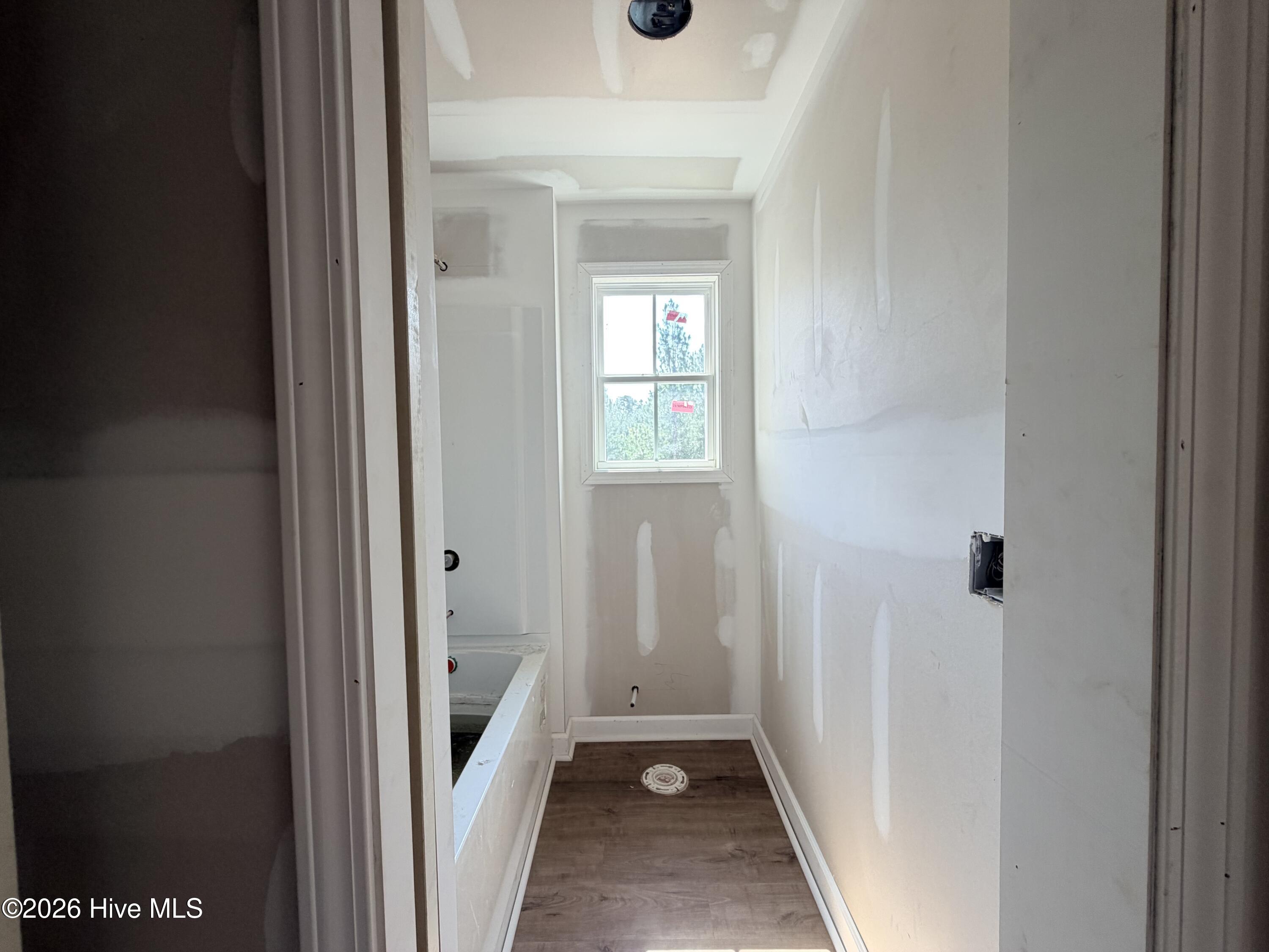 621 Property Photo 48