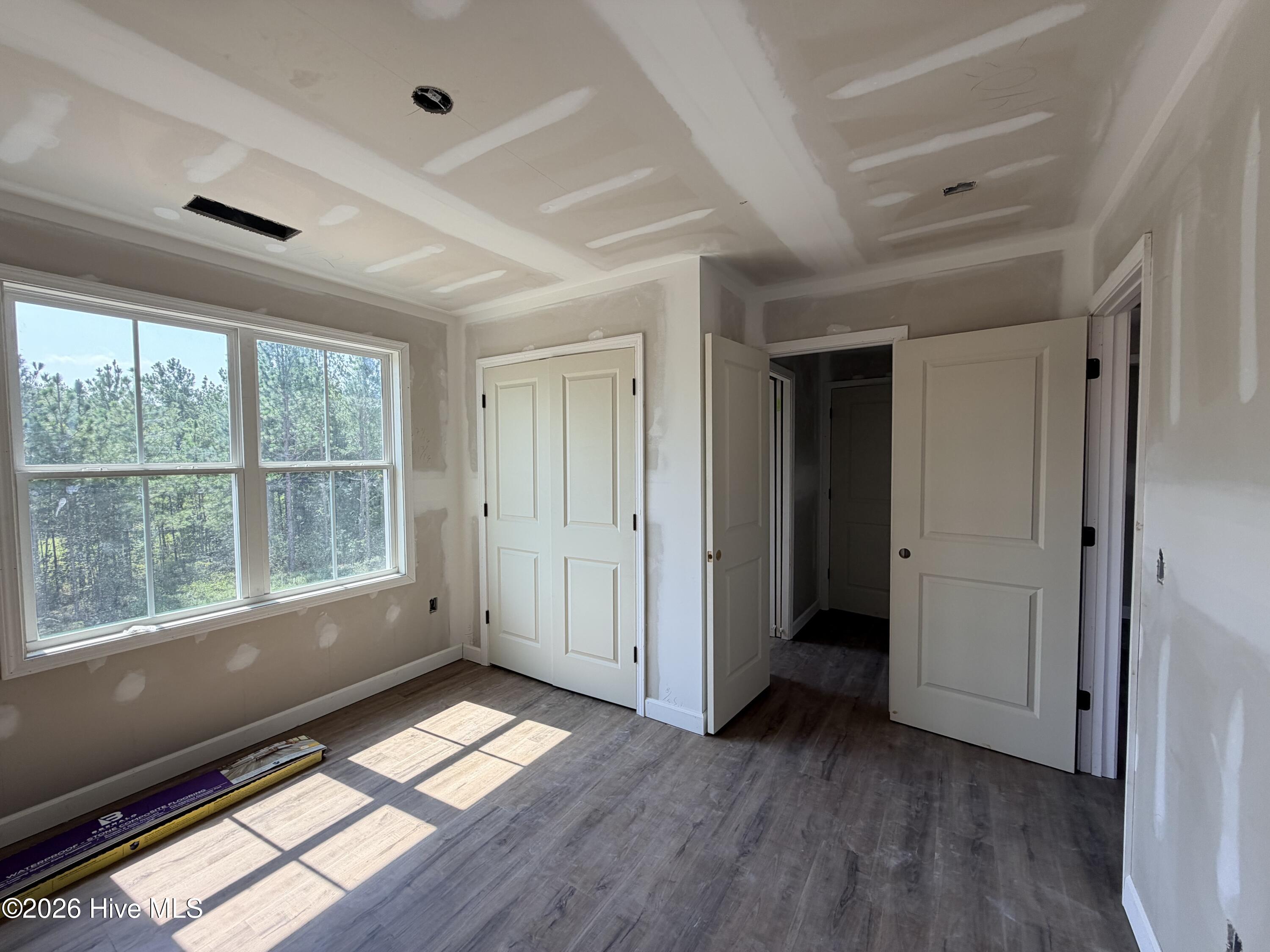 609 Property Photo 47