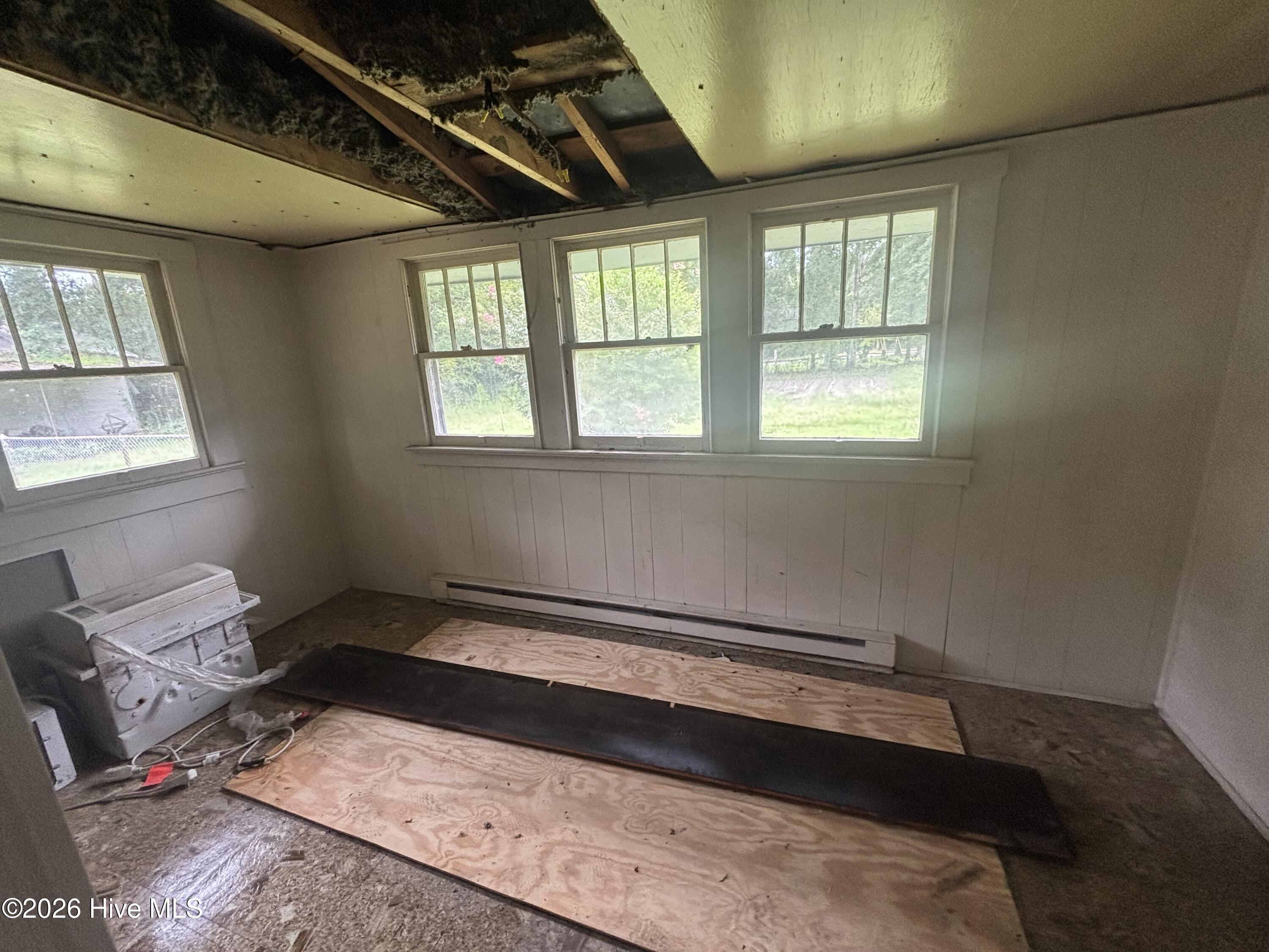 222 Evans Street Property Photo 15