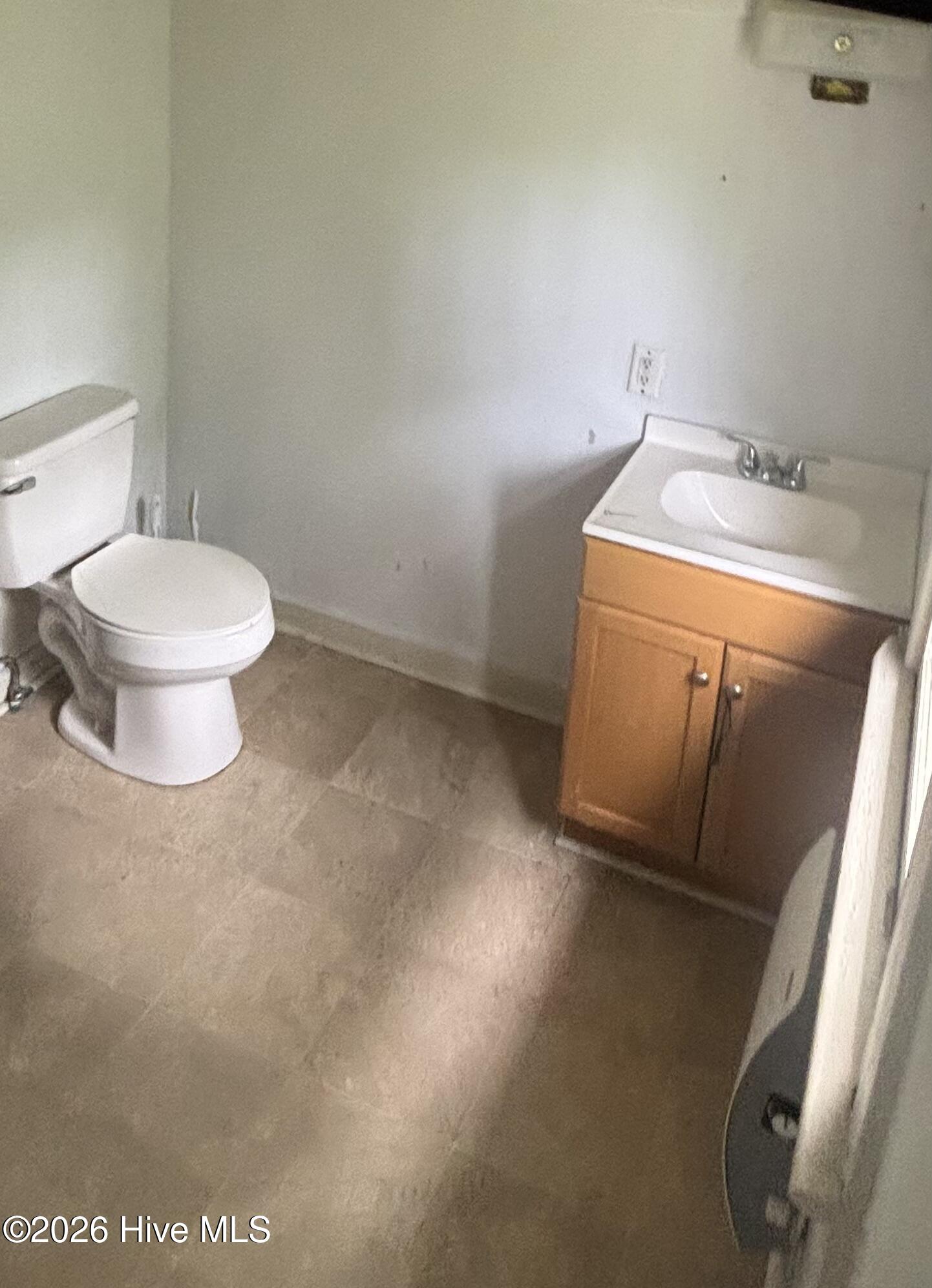 222 Evans Street Property Photo 21