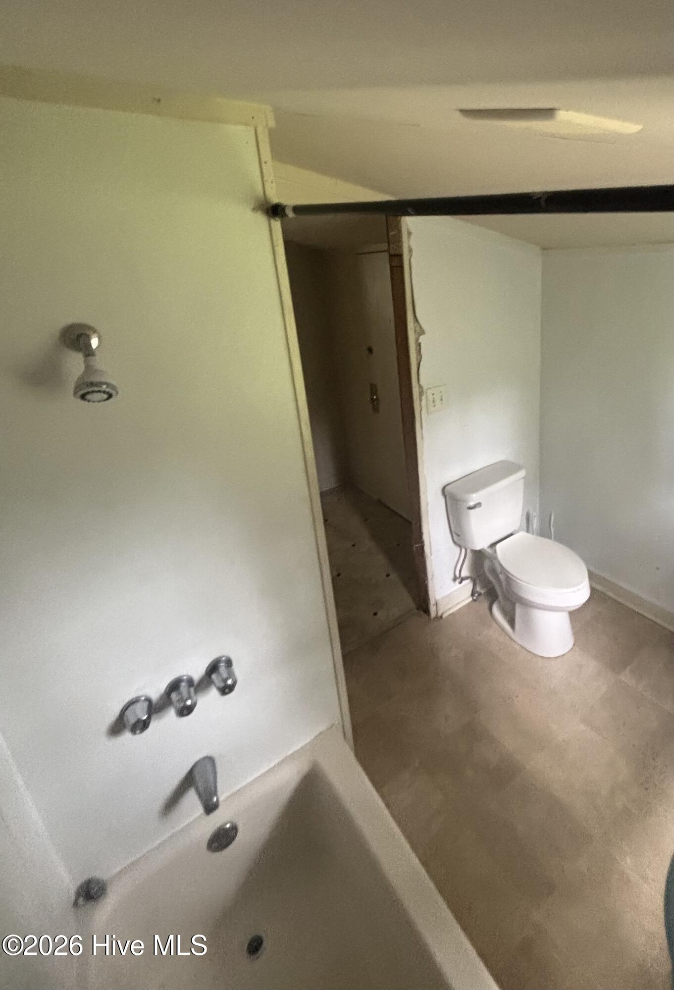 222 Evans Street Property Photo 23