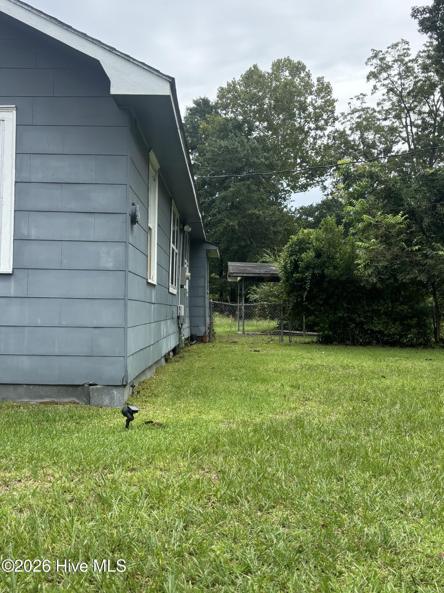 222 Evans Street Property Photo 25