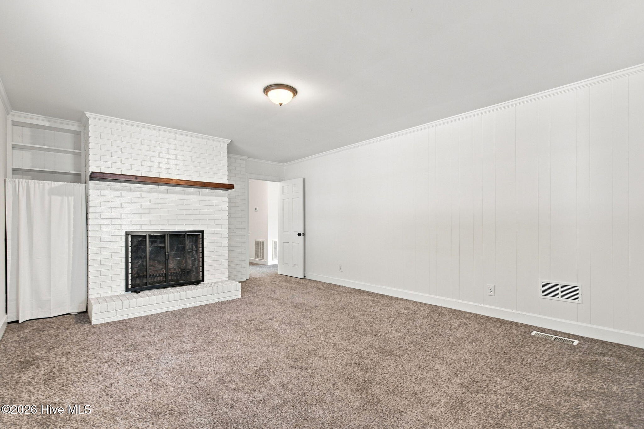 120 Windemere Road Property Photo 11