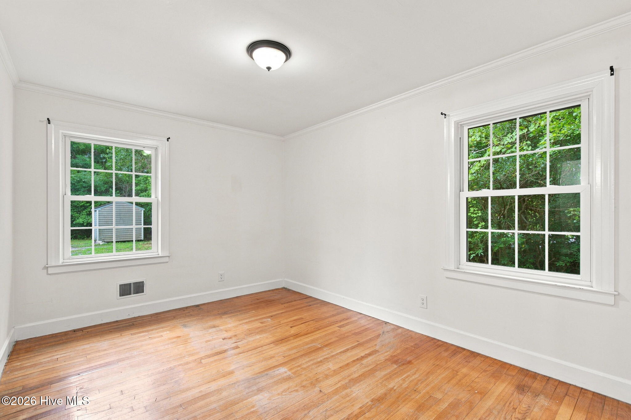 120 Windemere Road Property Photo 25