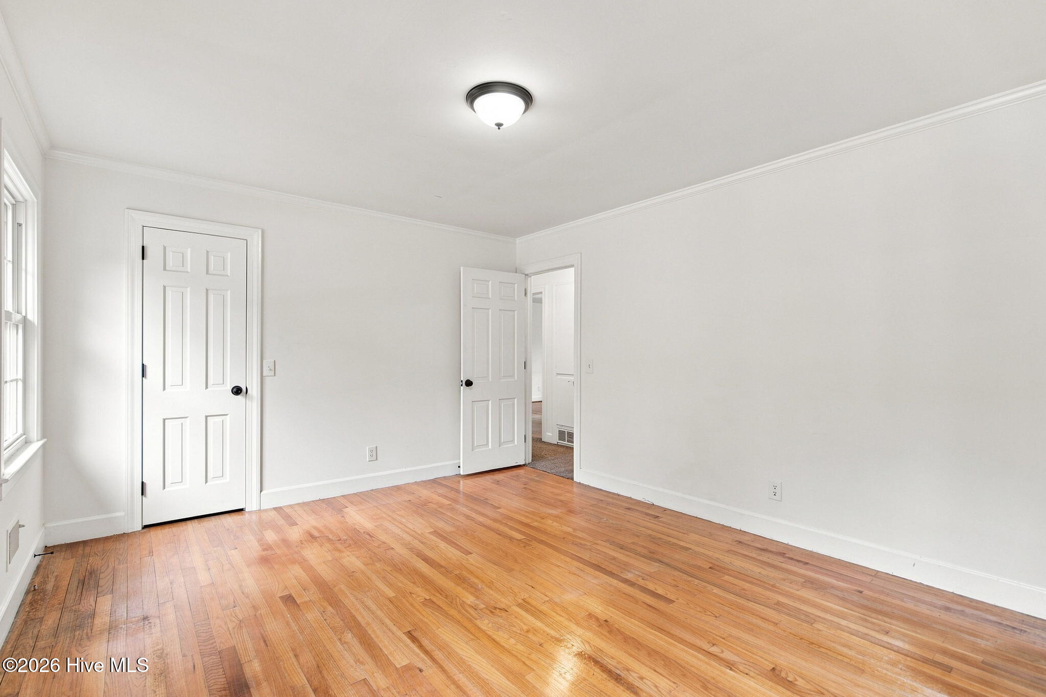 120 Windemere Road Property Photo 27