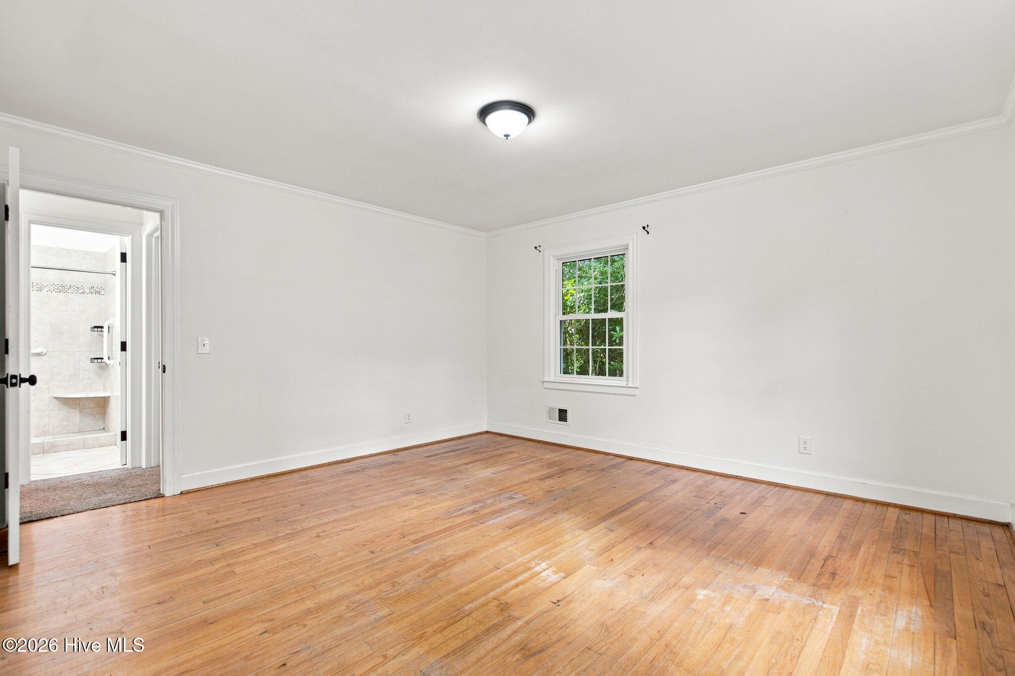 120 Windemere Road Property Photo 36