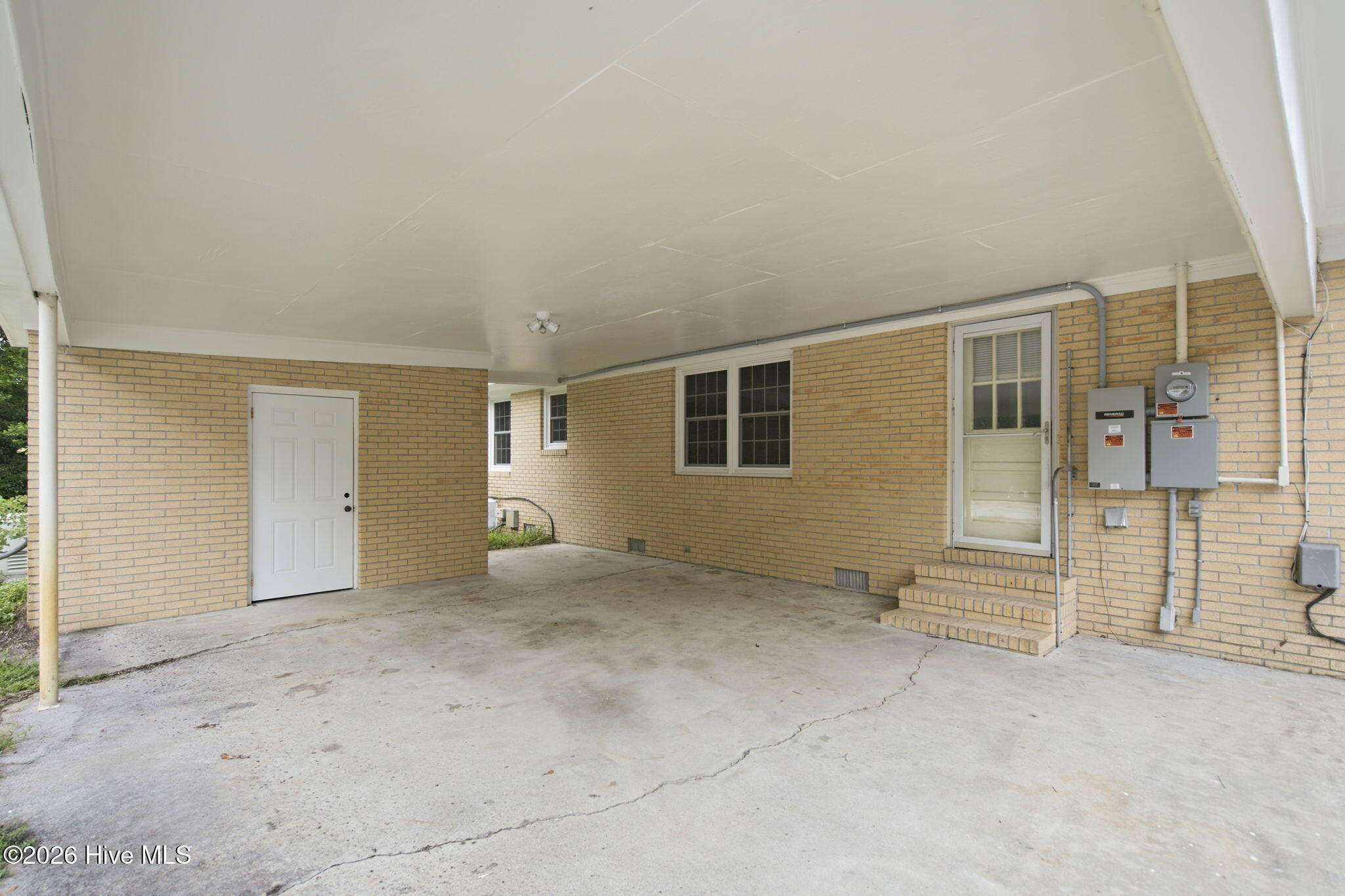 120 Windemere Road Property Photo 40