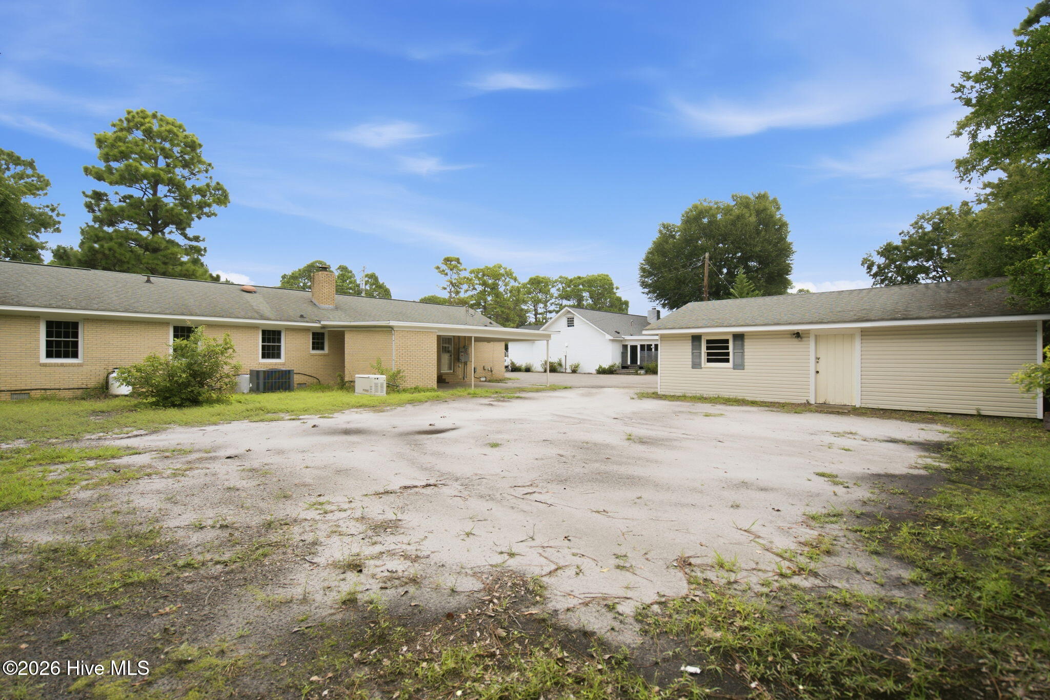 120 Windemere Road Property Photo 45