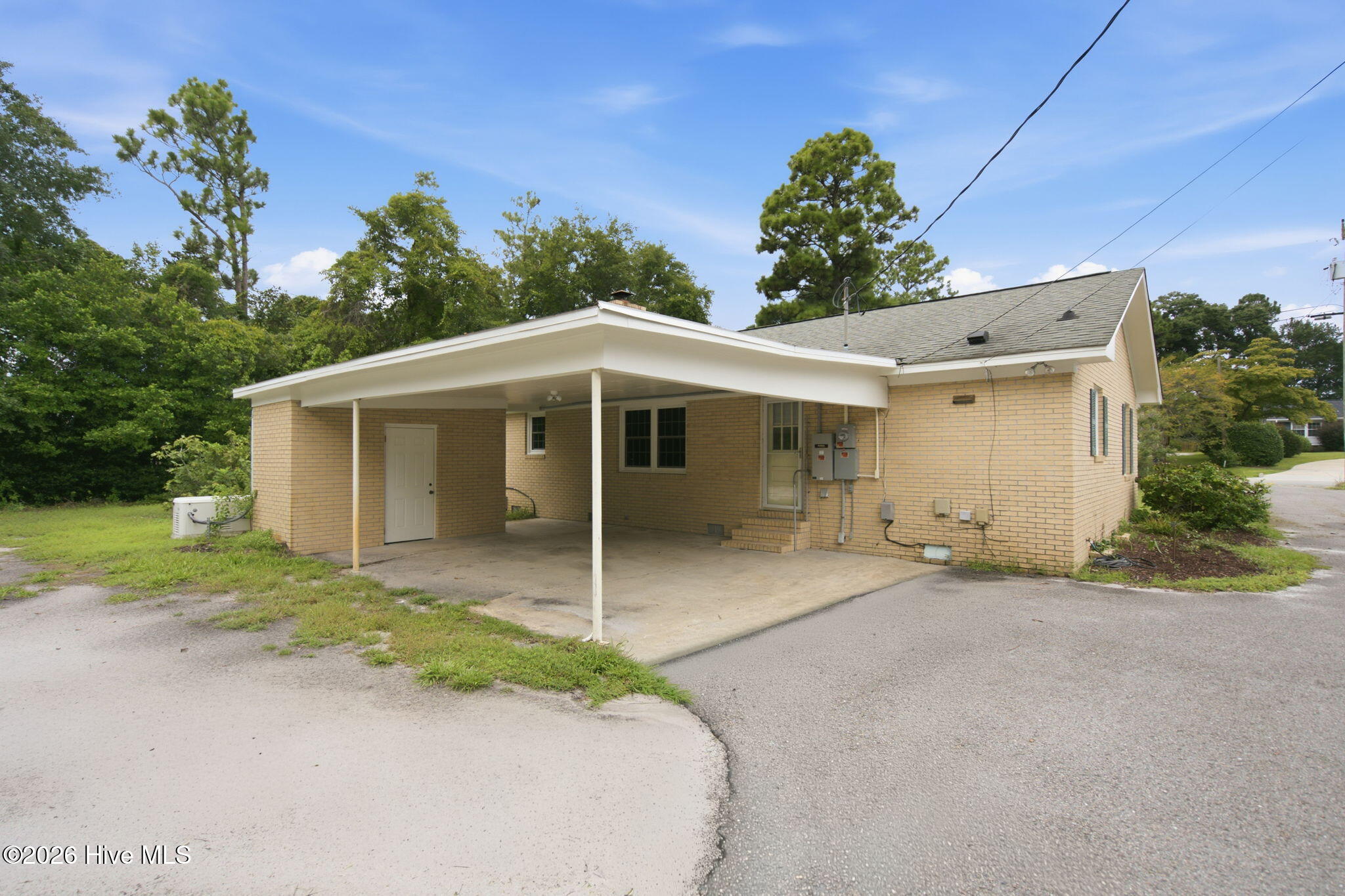 120 Windemere Road Property Photo 58