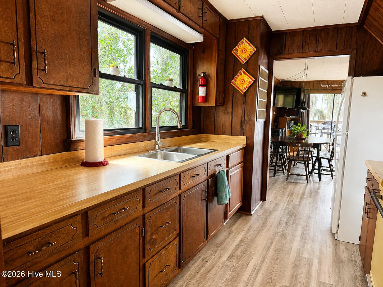 4325 Riverneck Road Property Photo 11