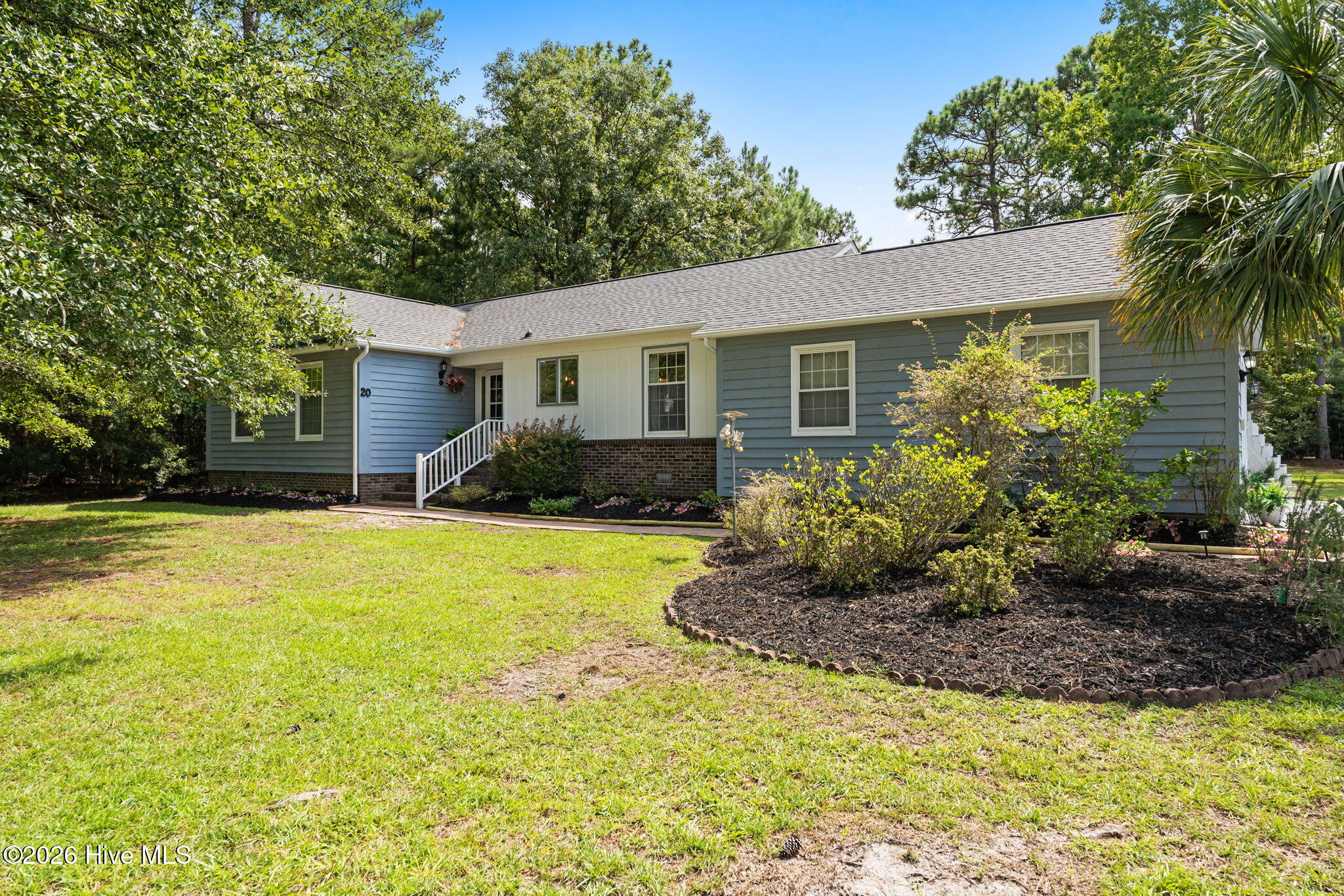 20 Sandtrap Drive Property Photo 1