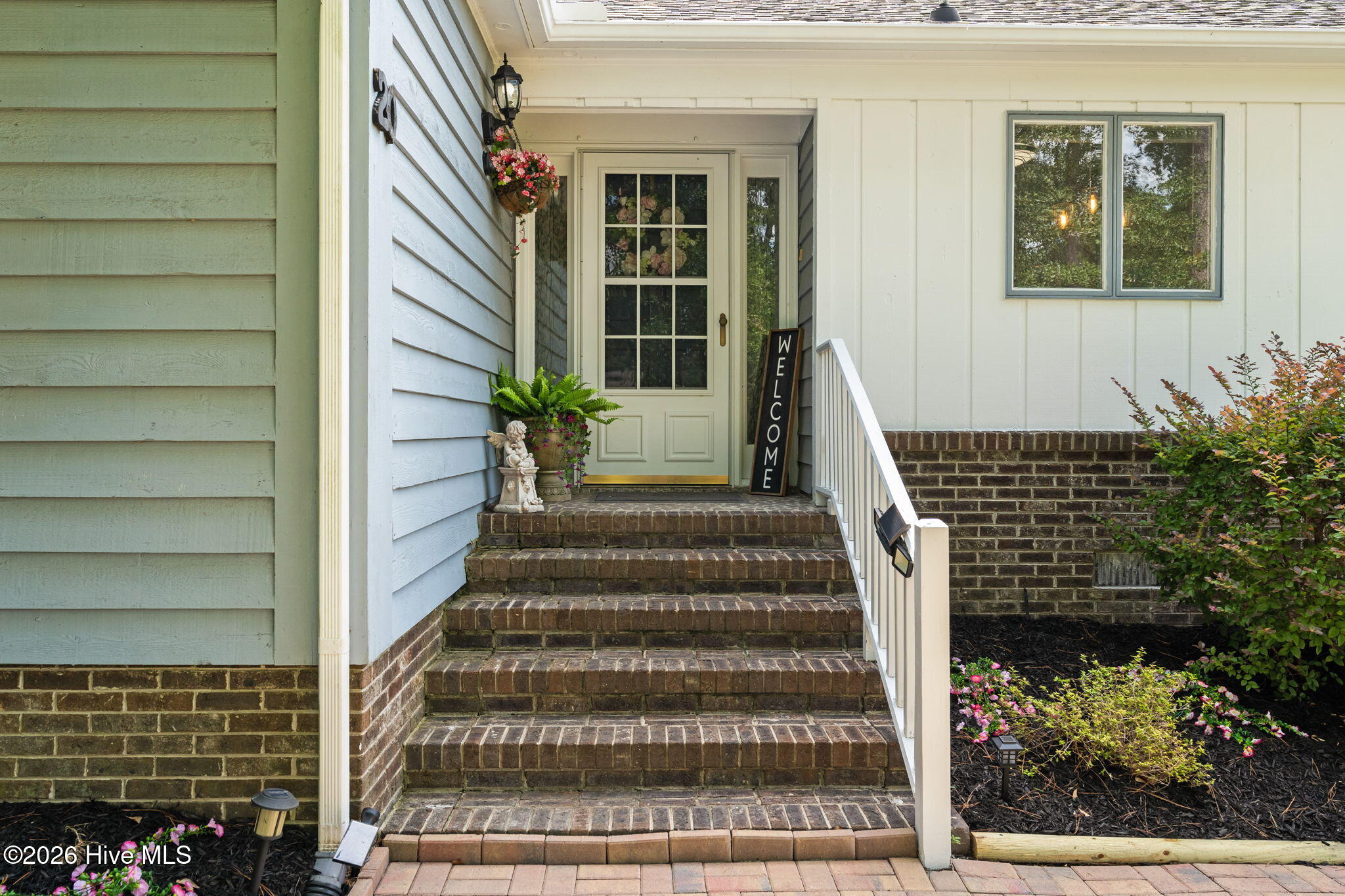 20 Sandtrap Drive Property Photo 2