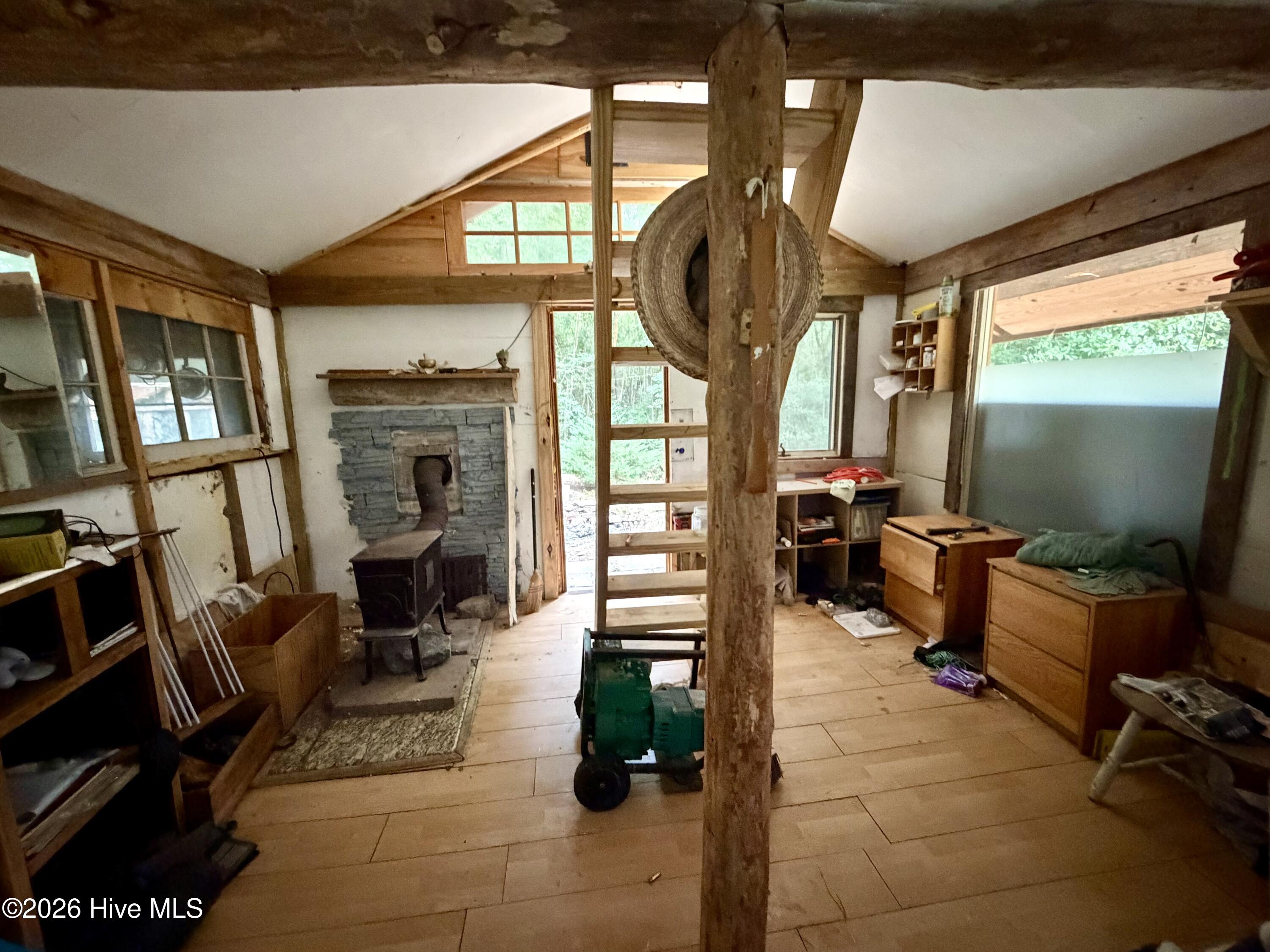 182 Rock Road Property Photo 9