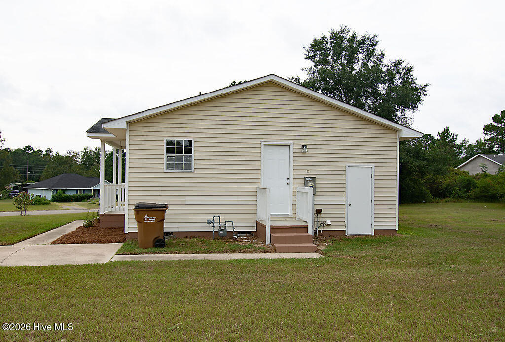 211 Runs Creek Drive Property Photo 5