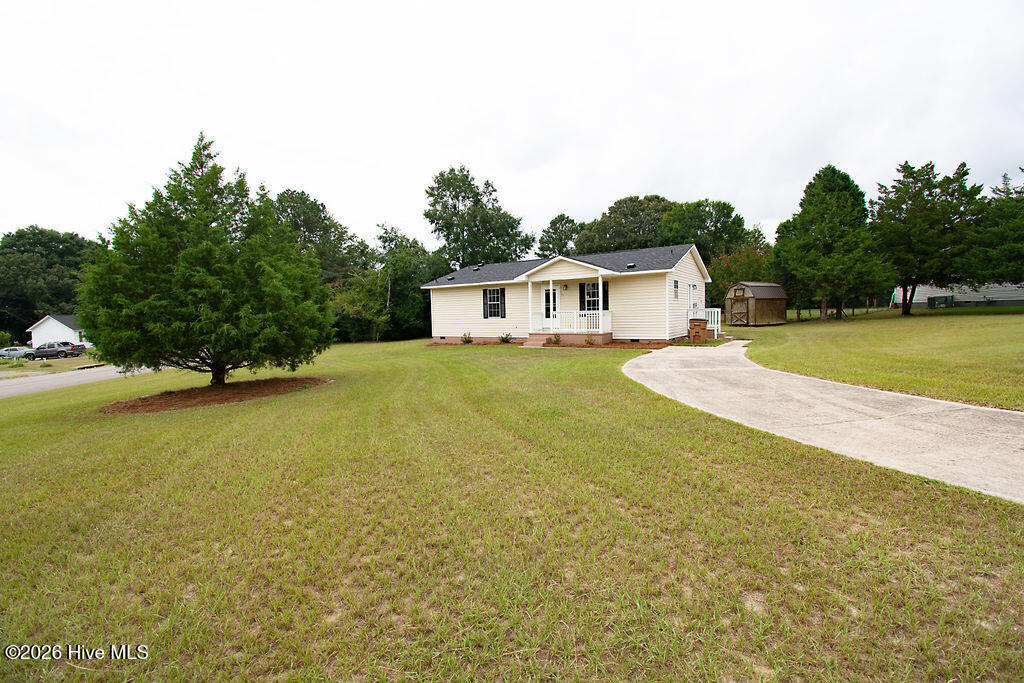 211 Runs Creek Drive Property Photo 7