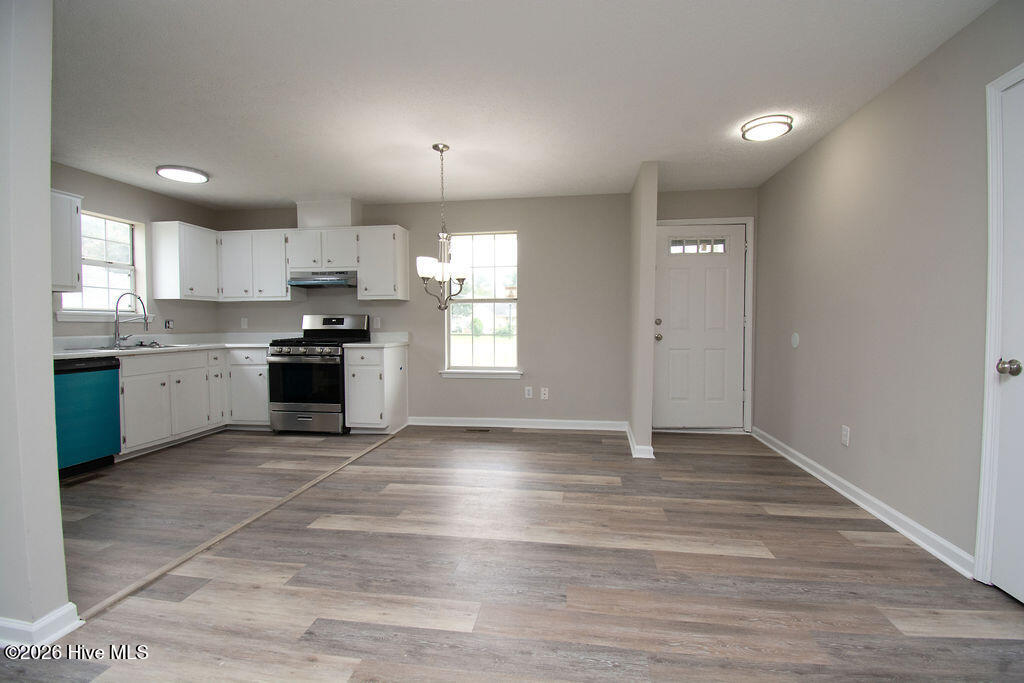 211 Runs Creek Drive Property Photo 12