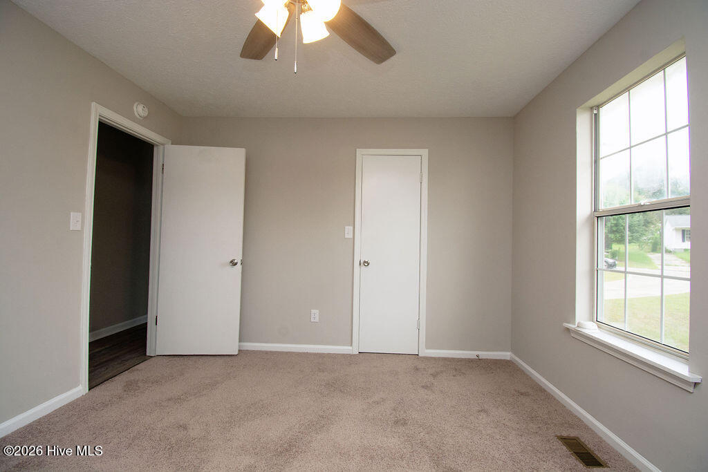211 Runs Creek Drive Property Photo 18