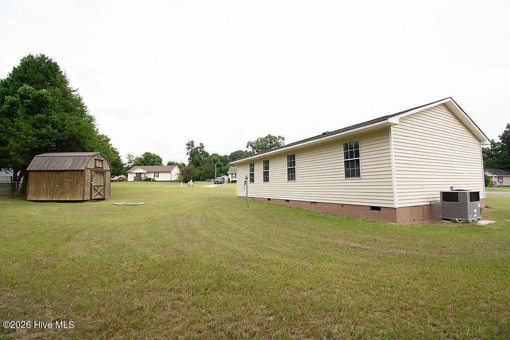 211 Runs Creek Drive Property Photo 24
