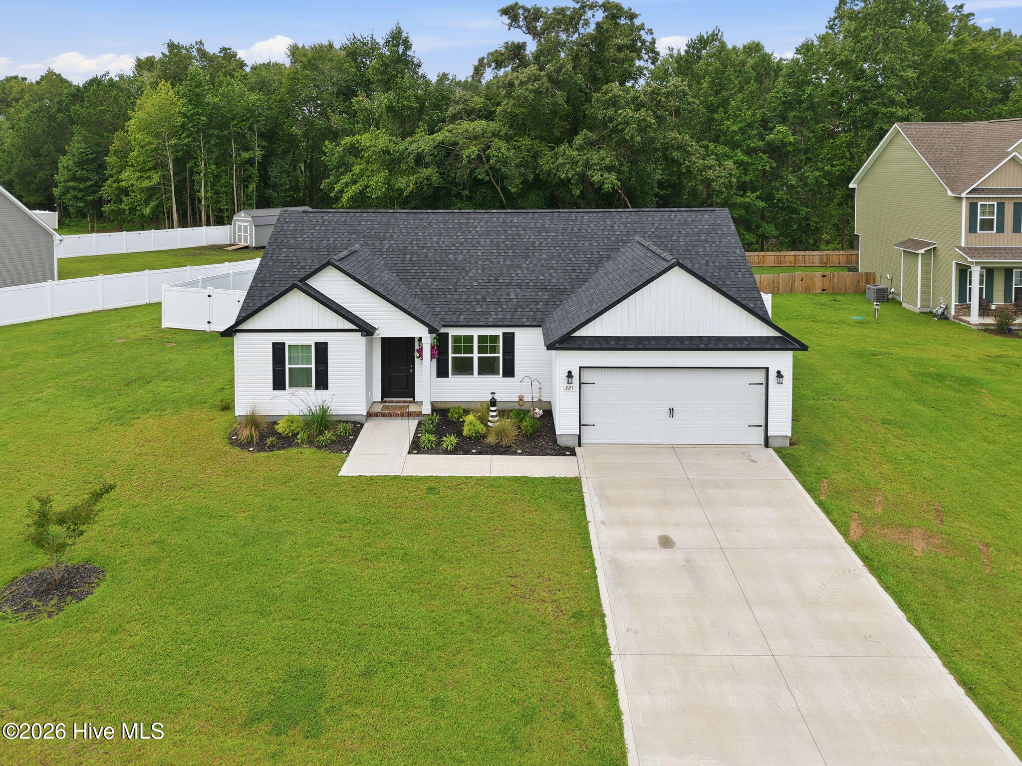 321 Cotton Hill Place Property Photo 4