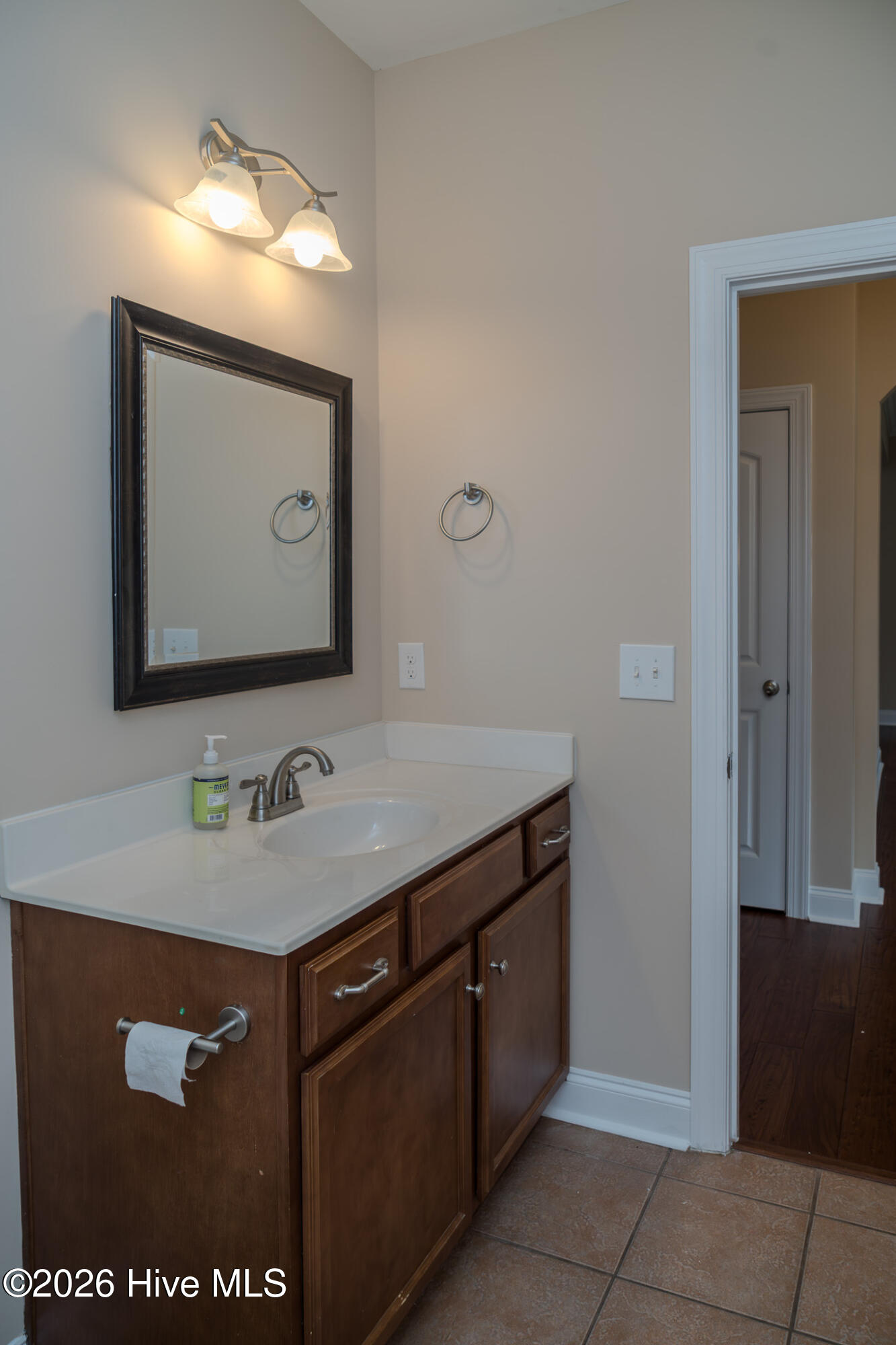 1572 Driftwood Lane Property Photo 22