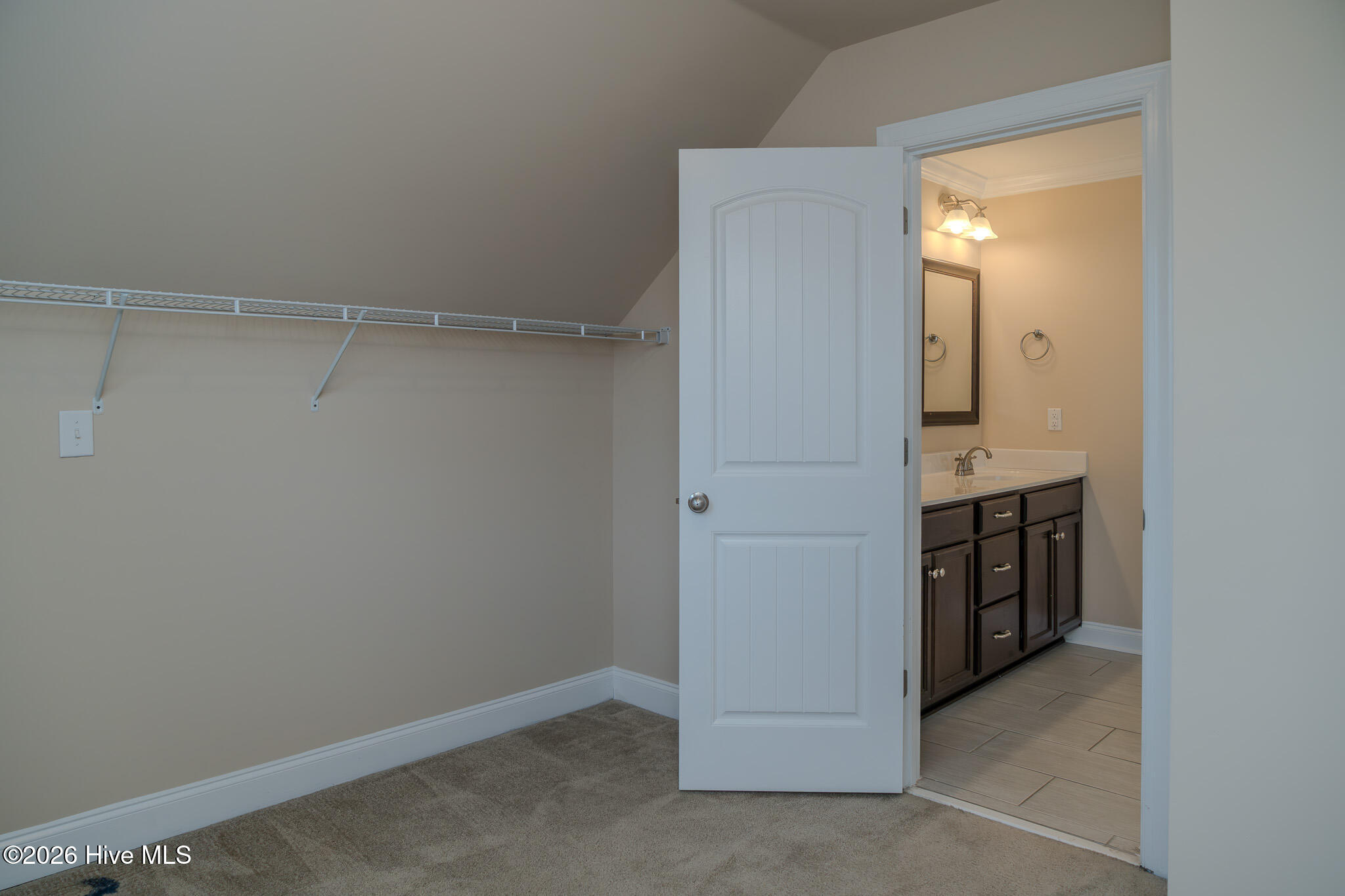 1572 Driftwood Lane Property Photo 34