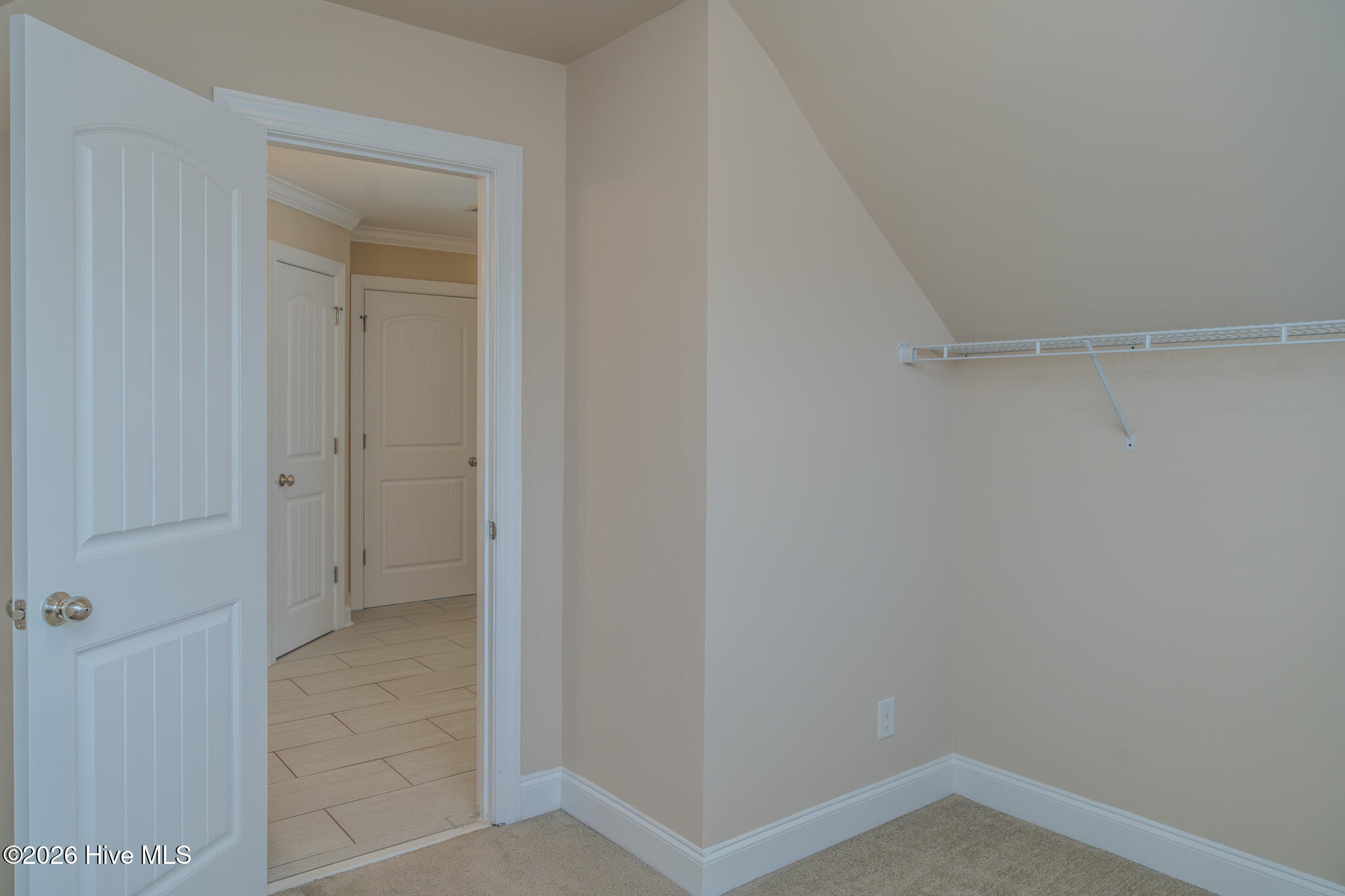 1572 Driftwood Lane Property Photo 35