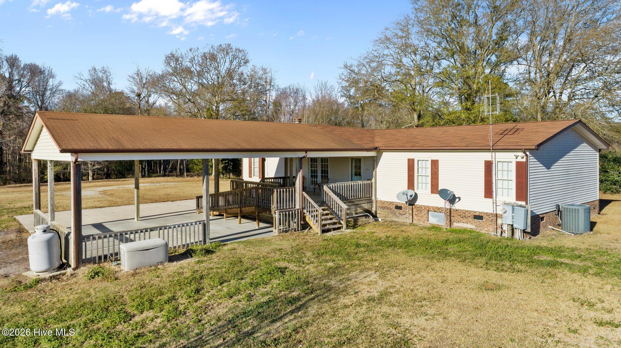 2875 Nc-55 Property Photo 8