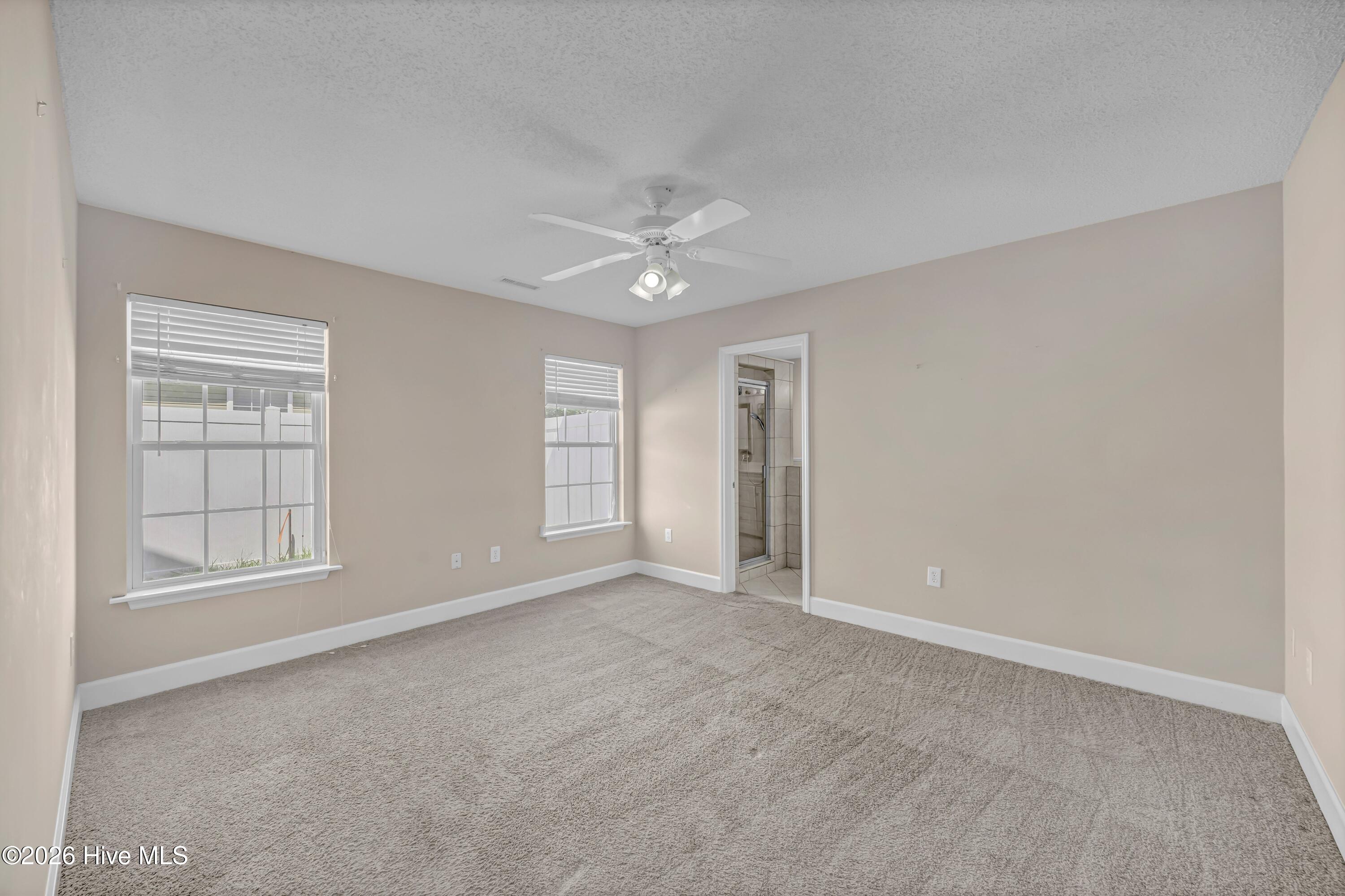 512 Hyacinth Drive Property Photo 15