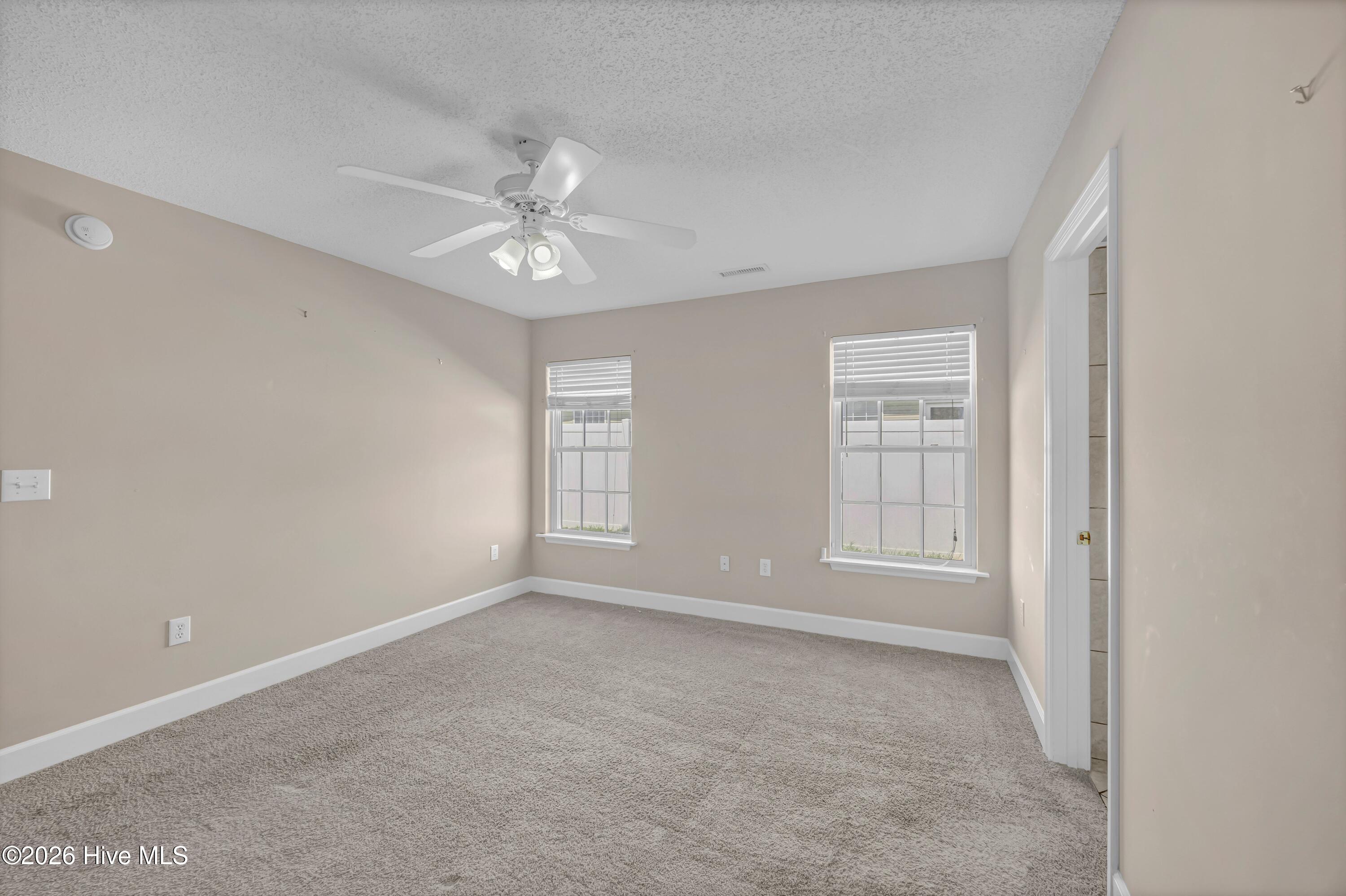 512 Hyacinth Drive Property Photo 16