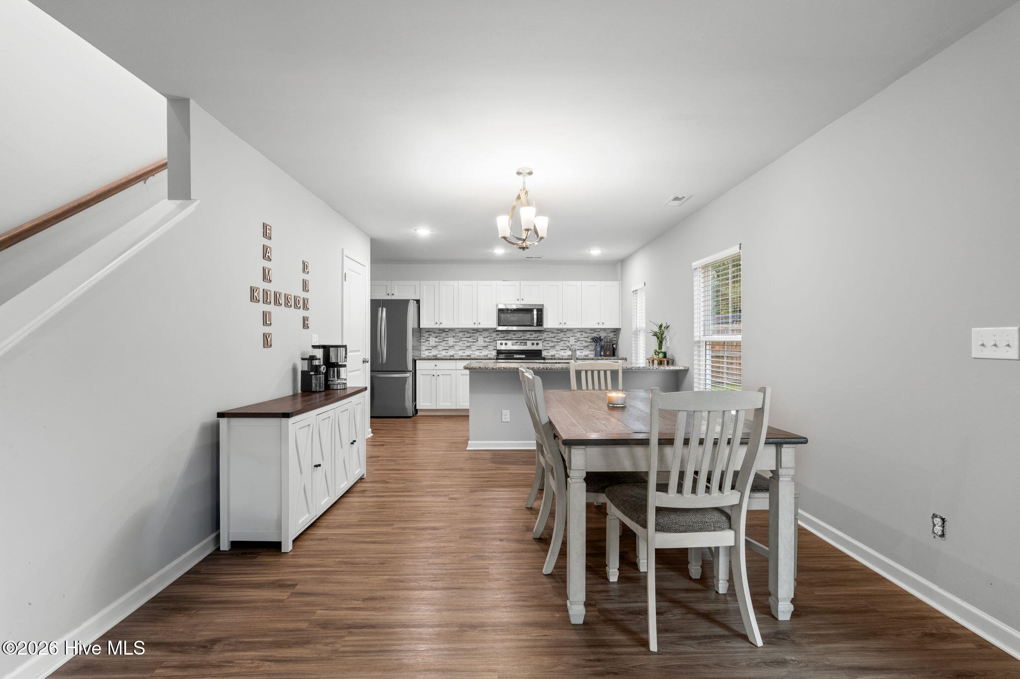 825 Usher Avenue Property Photo 8
