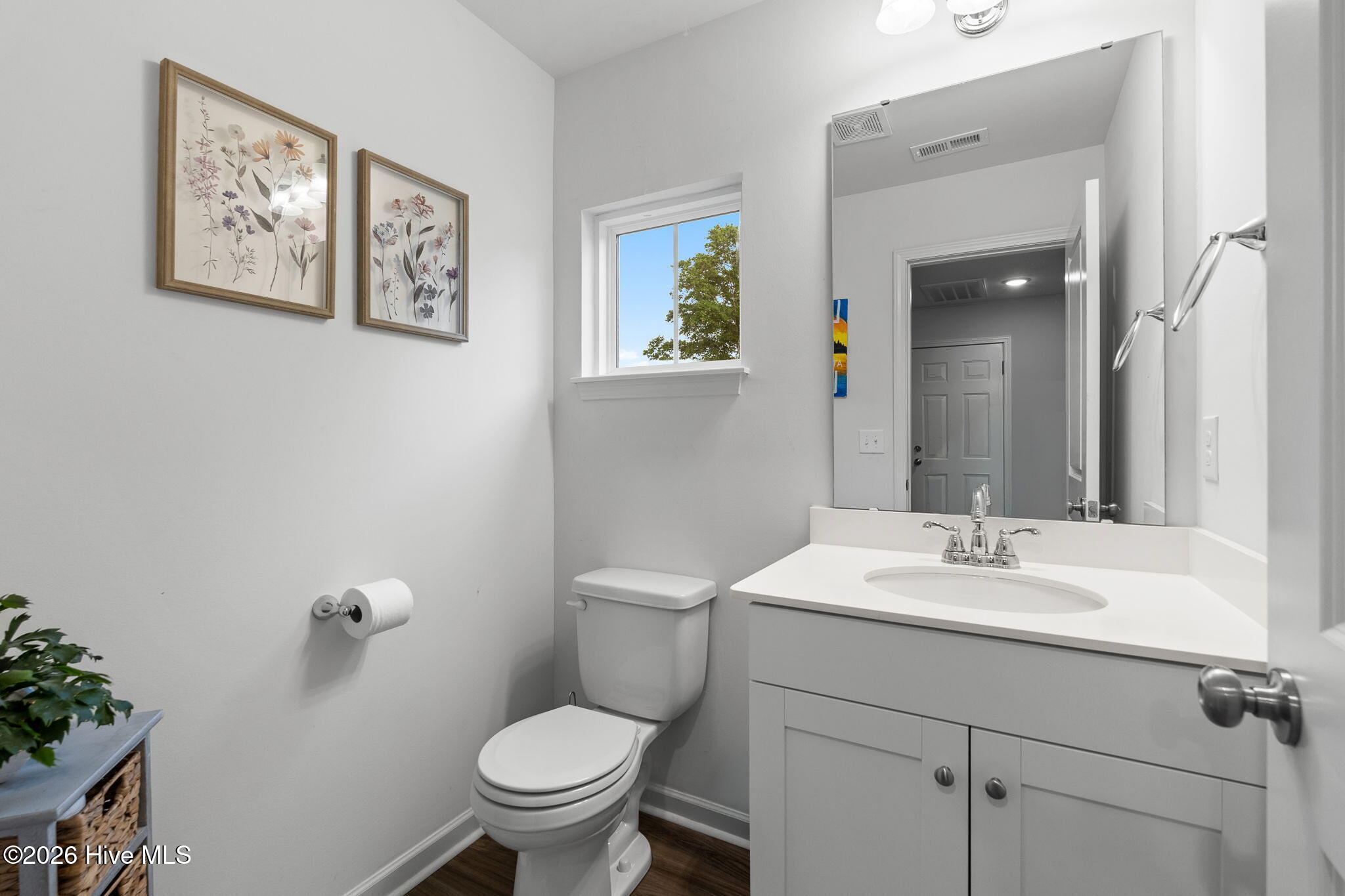 825 Usher Avenue Property Photo 17