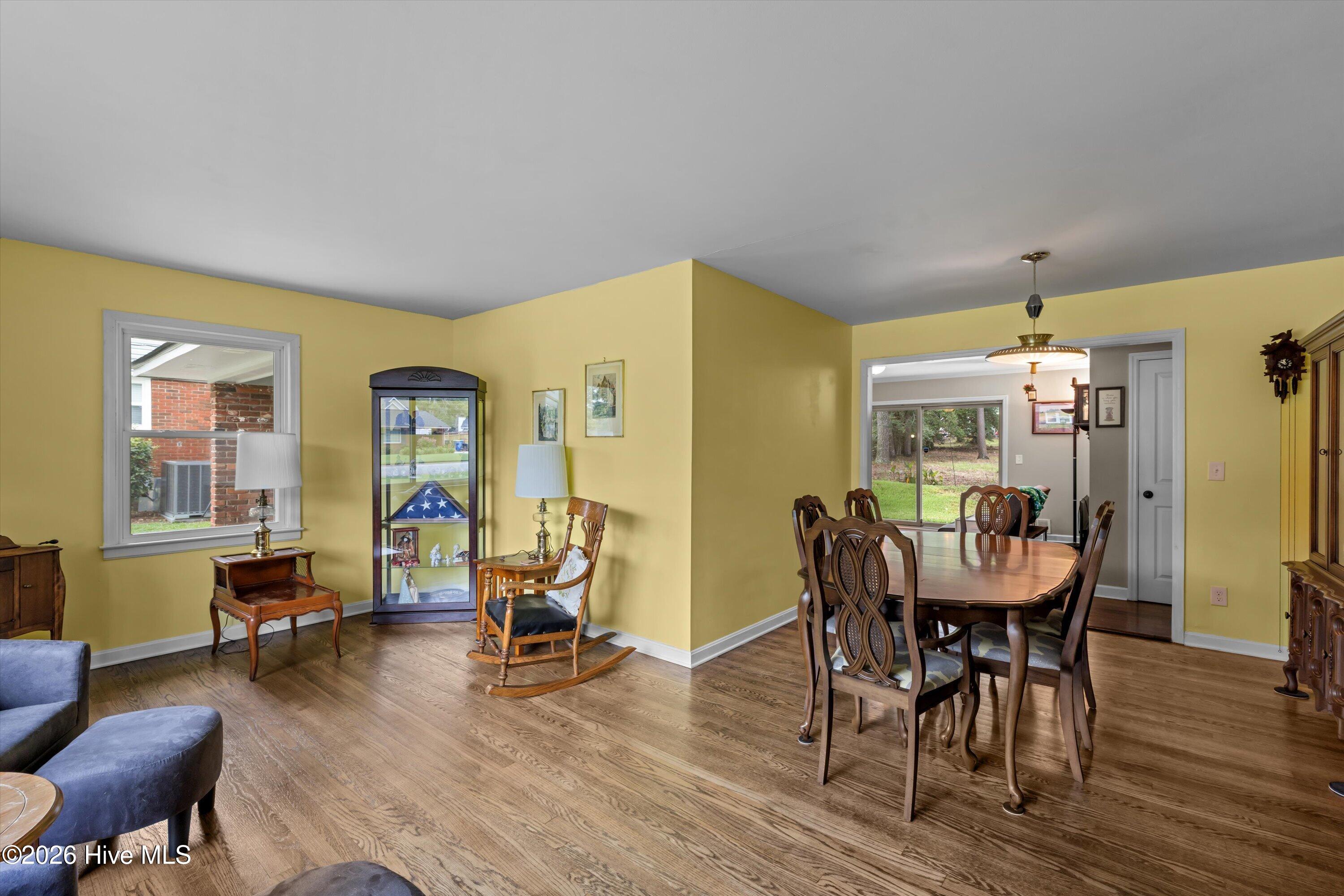 2922 Stratford Drive Property Photo 12