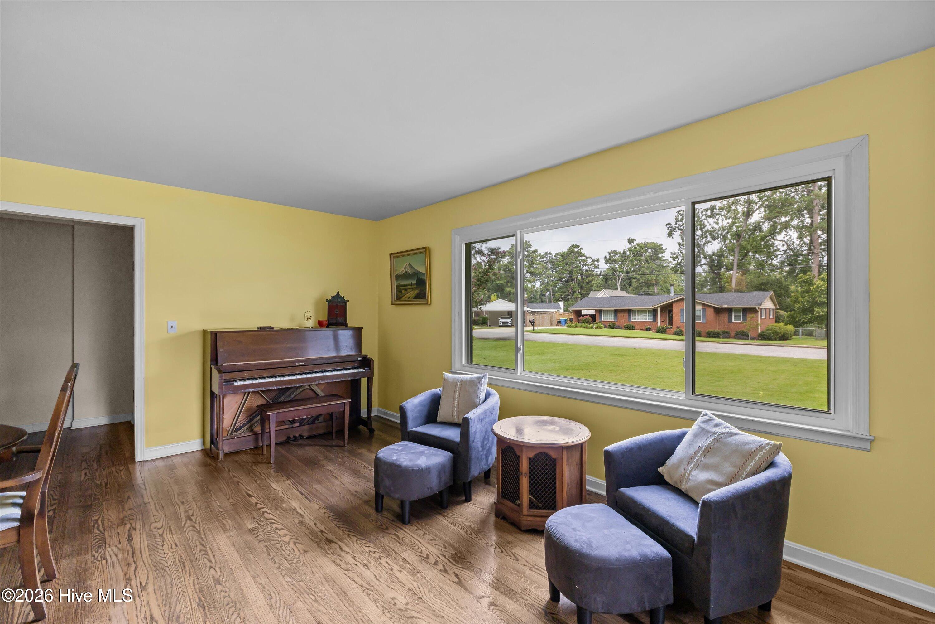 2922 Stratford Drive Property Photo 14