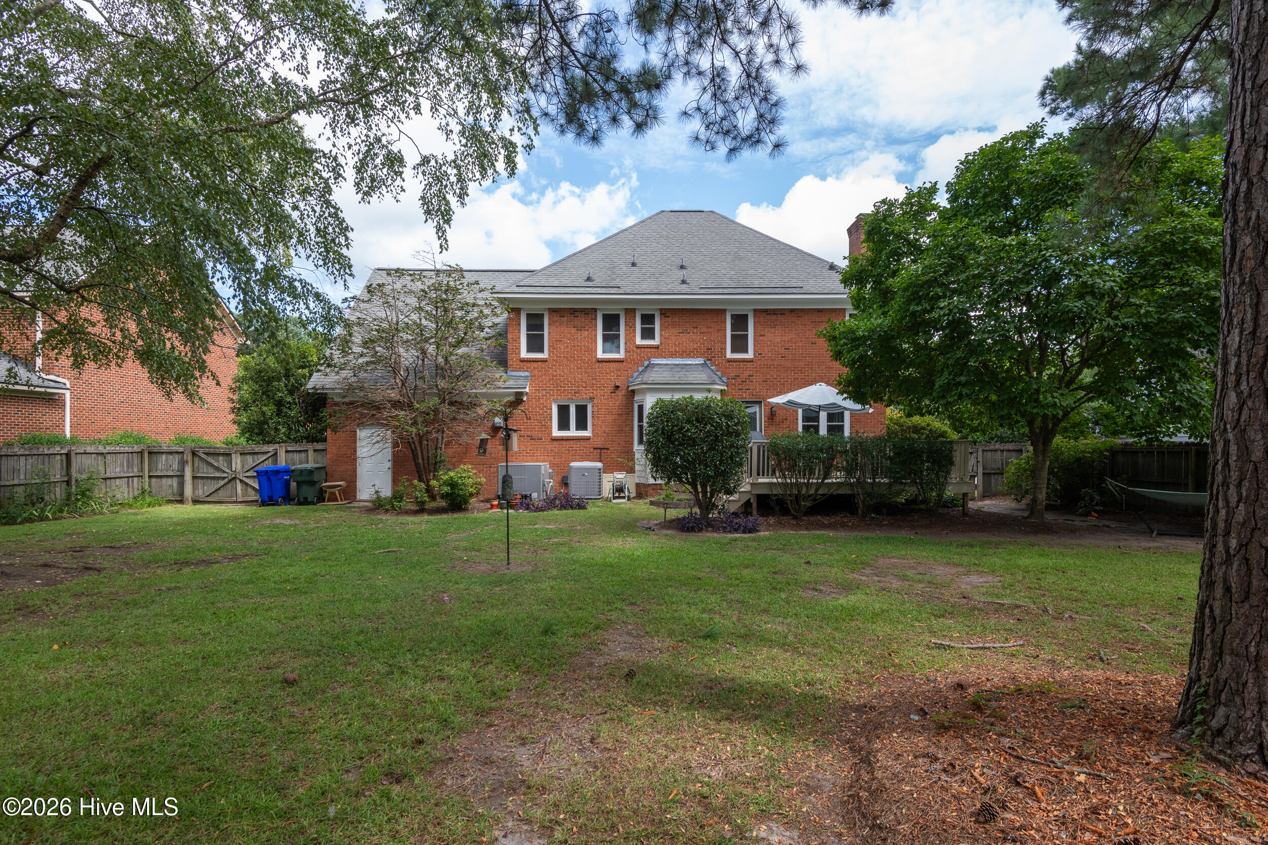 1602 Woodwind Drive Property Photo 4