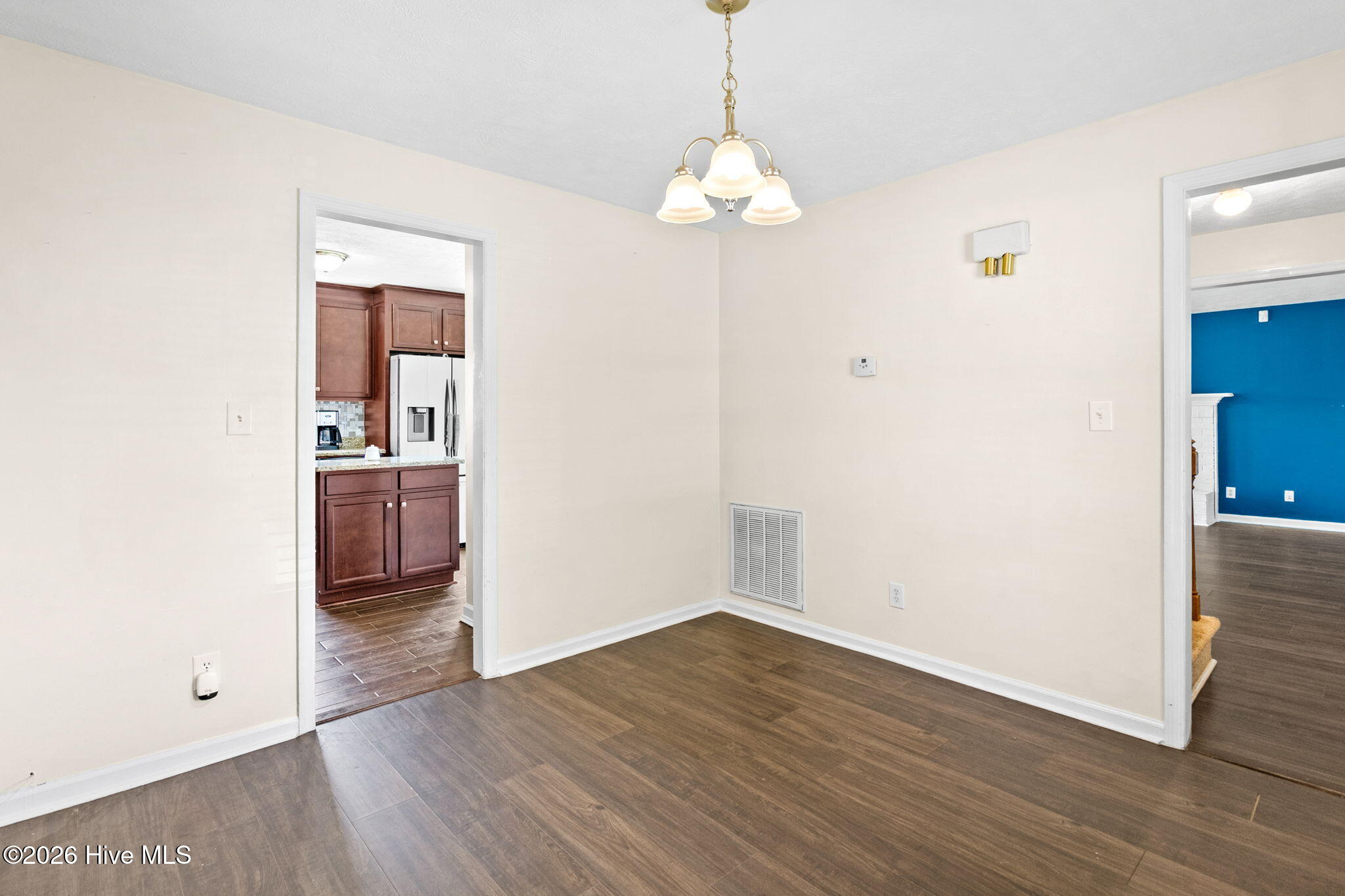 1795 Hampton Oaks Drive Property Photo 8