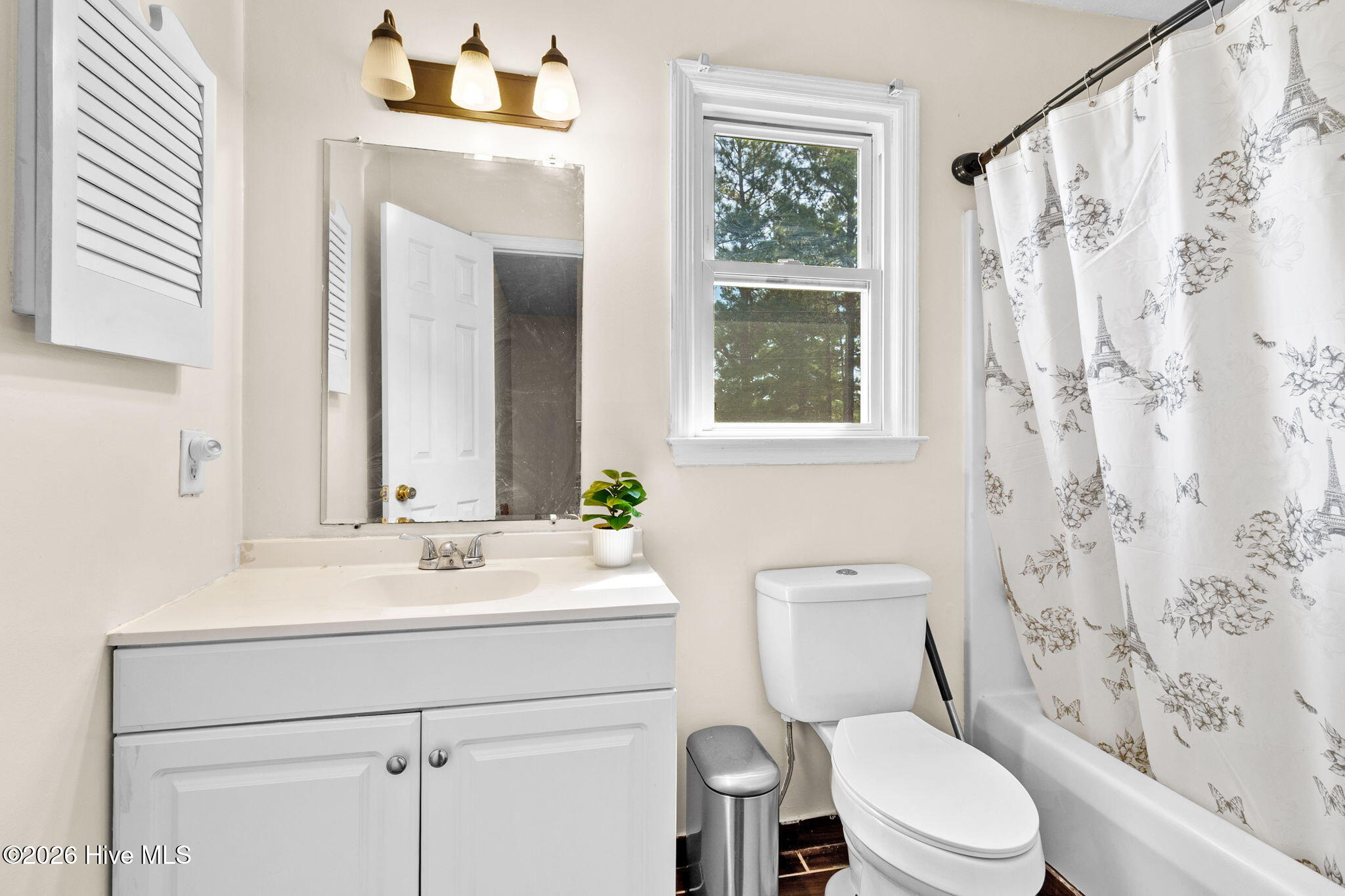 1795 Hampton Oaks Drive Property Photo 17
