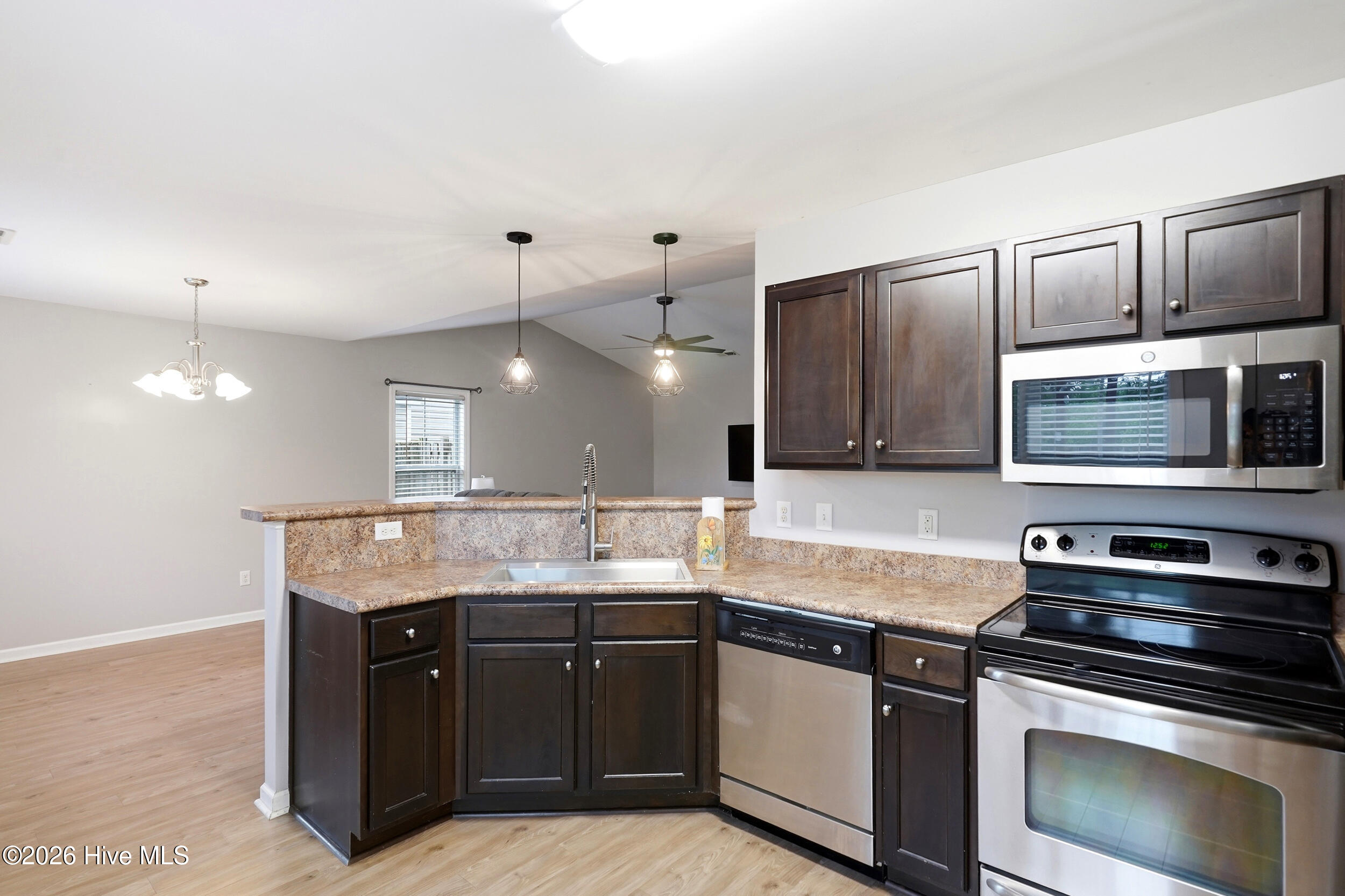 7287 Copperfield Court Property Photo 11