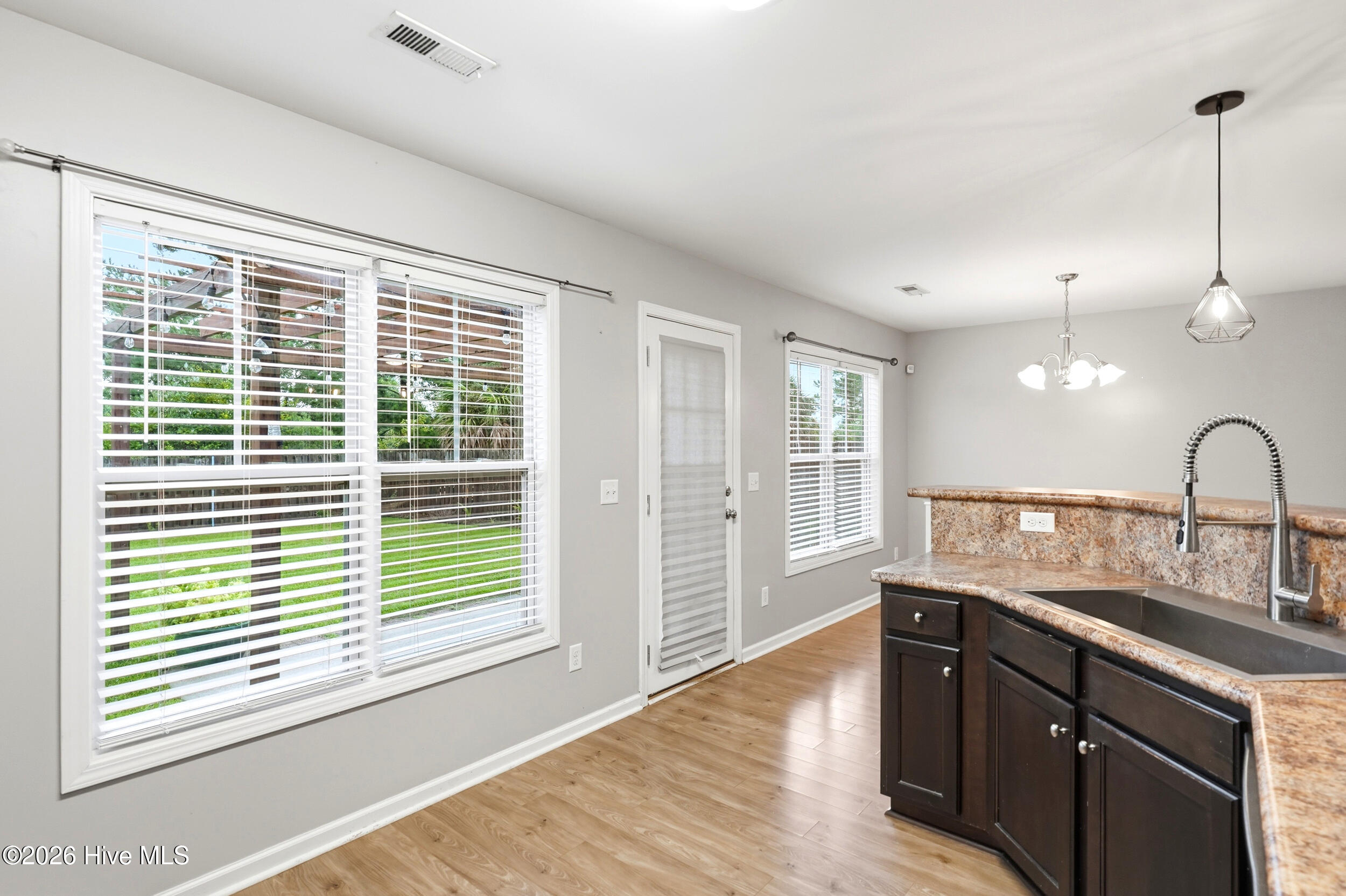 7287 Copperfield Court Property Photo 12